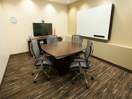 Regus - Florida, Miami - Wells Fargo Plaza Photo