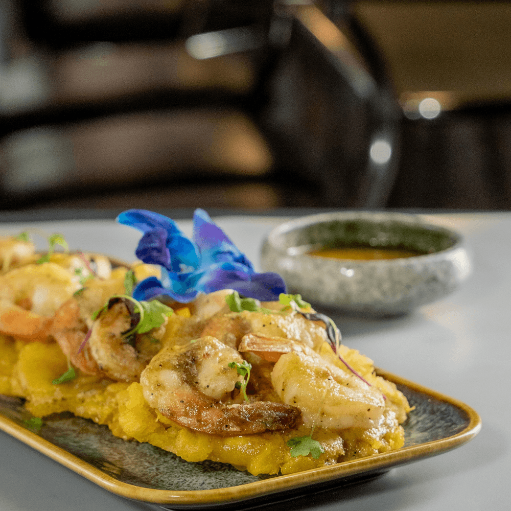 Tostones & Camaron Costanera
