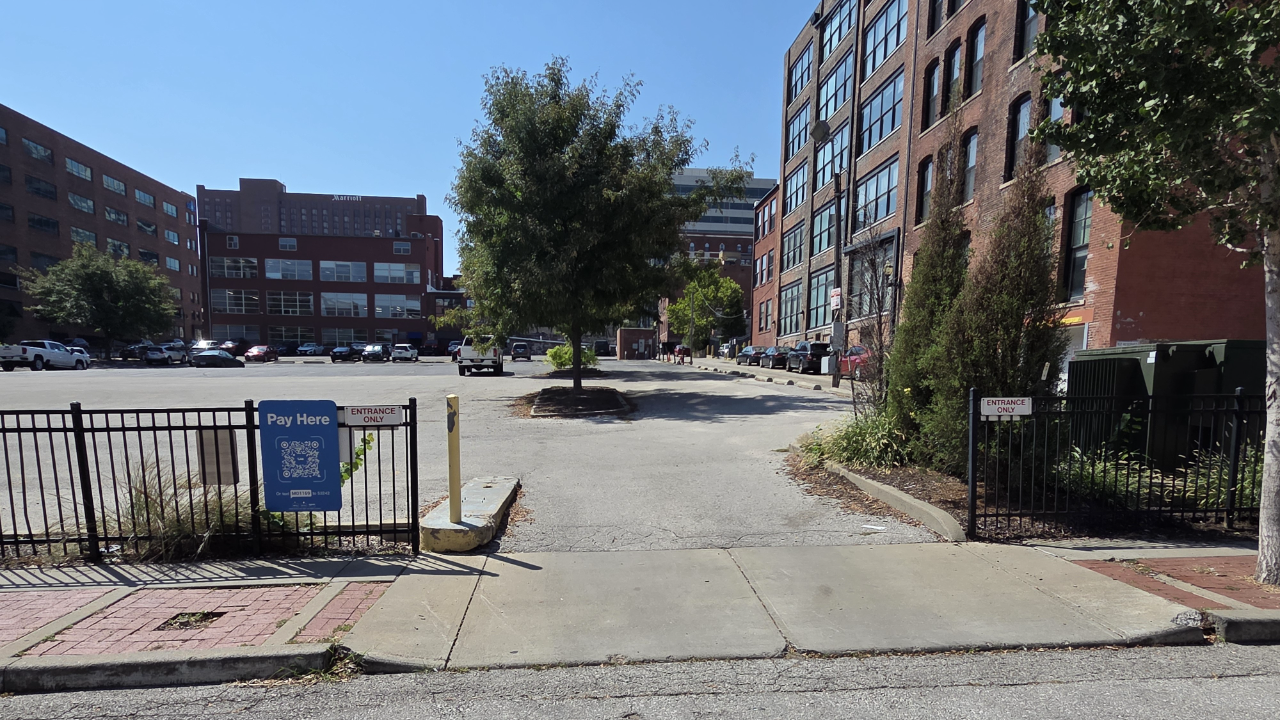 LAZ Parking - 910 Central St