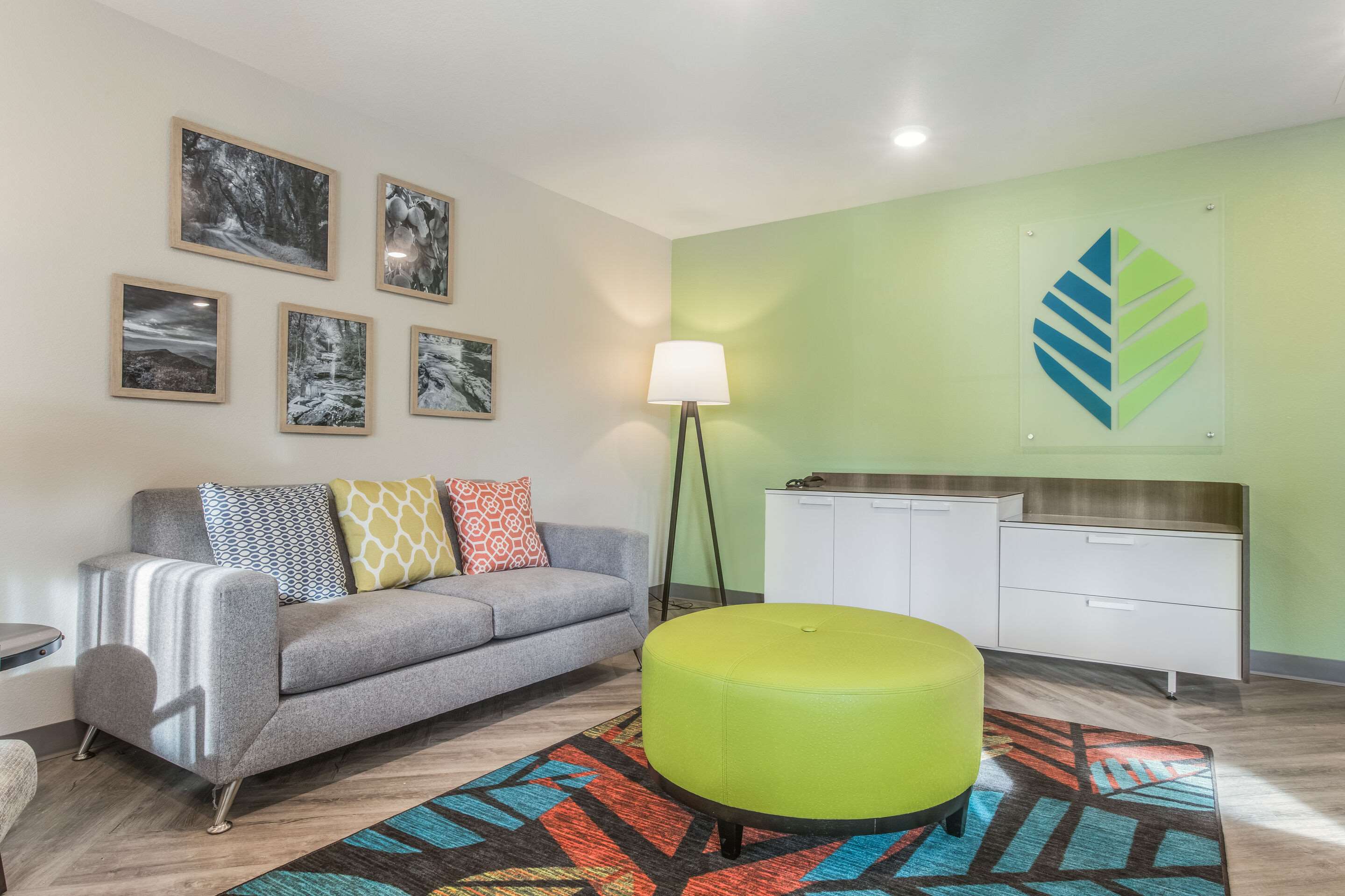 WoodSpring Suites Atlanta McDonough Photo