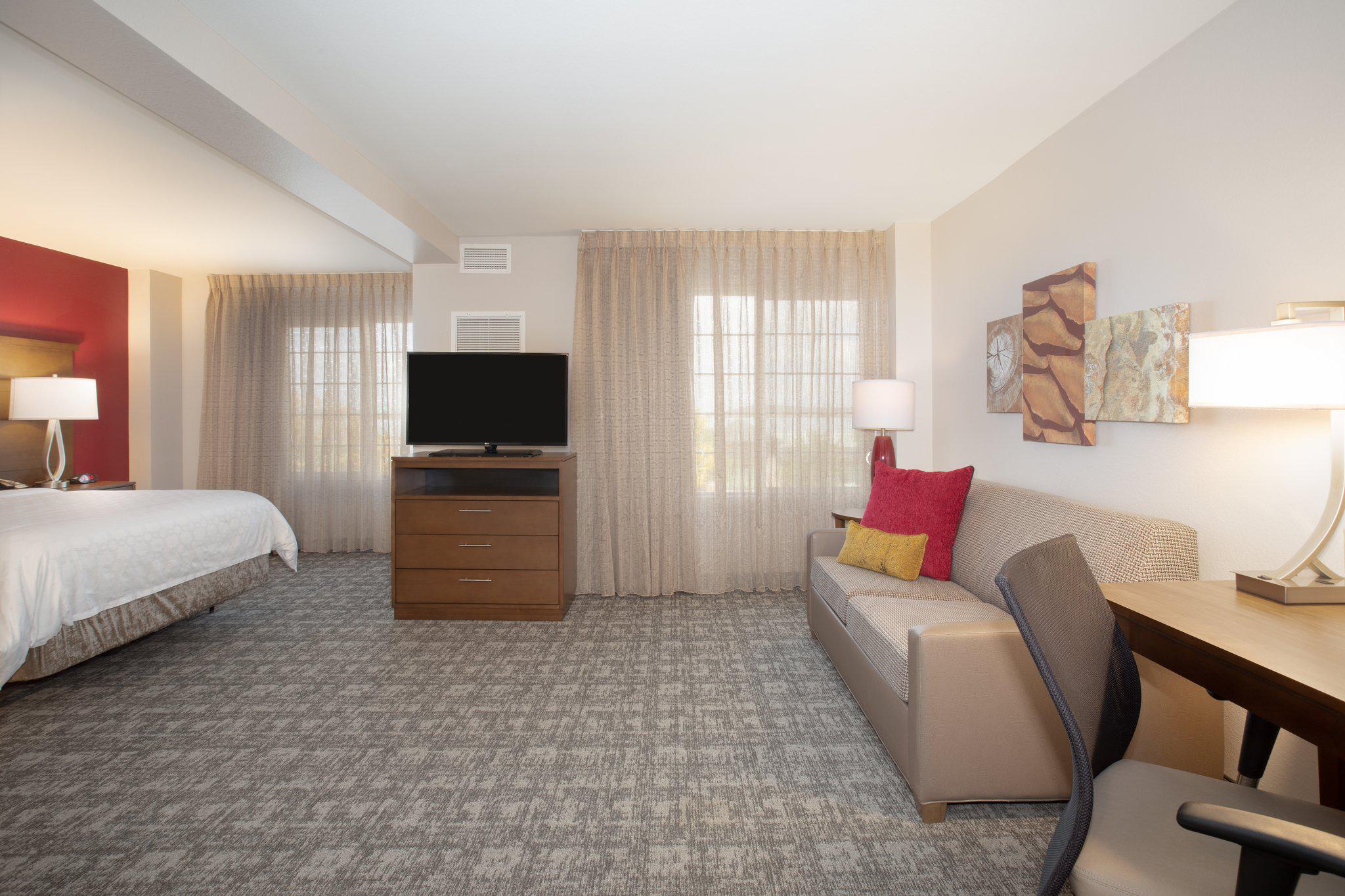 Staybridge Suites Denver International Airport Photo