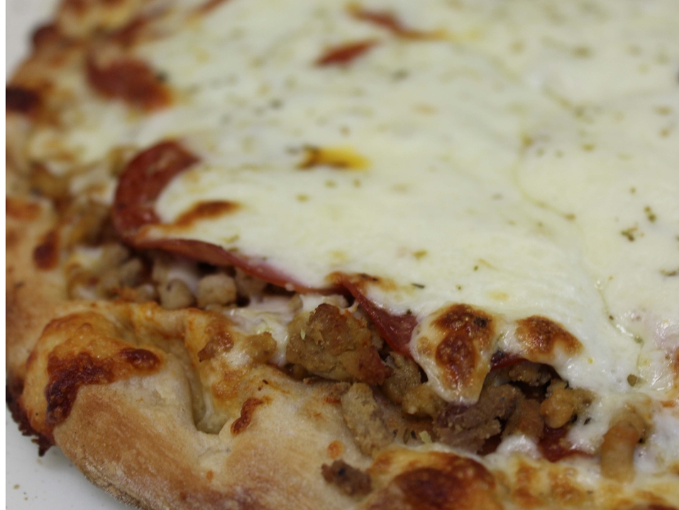 Small Hat Trick Pizza