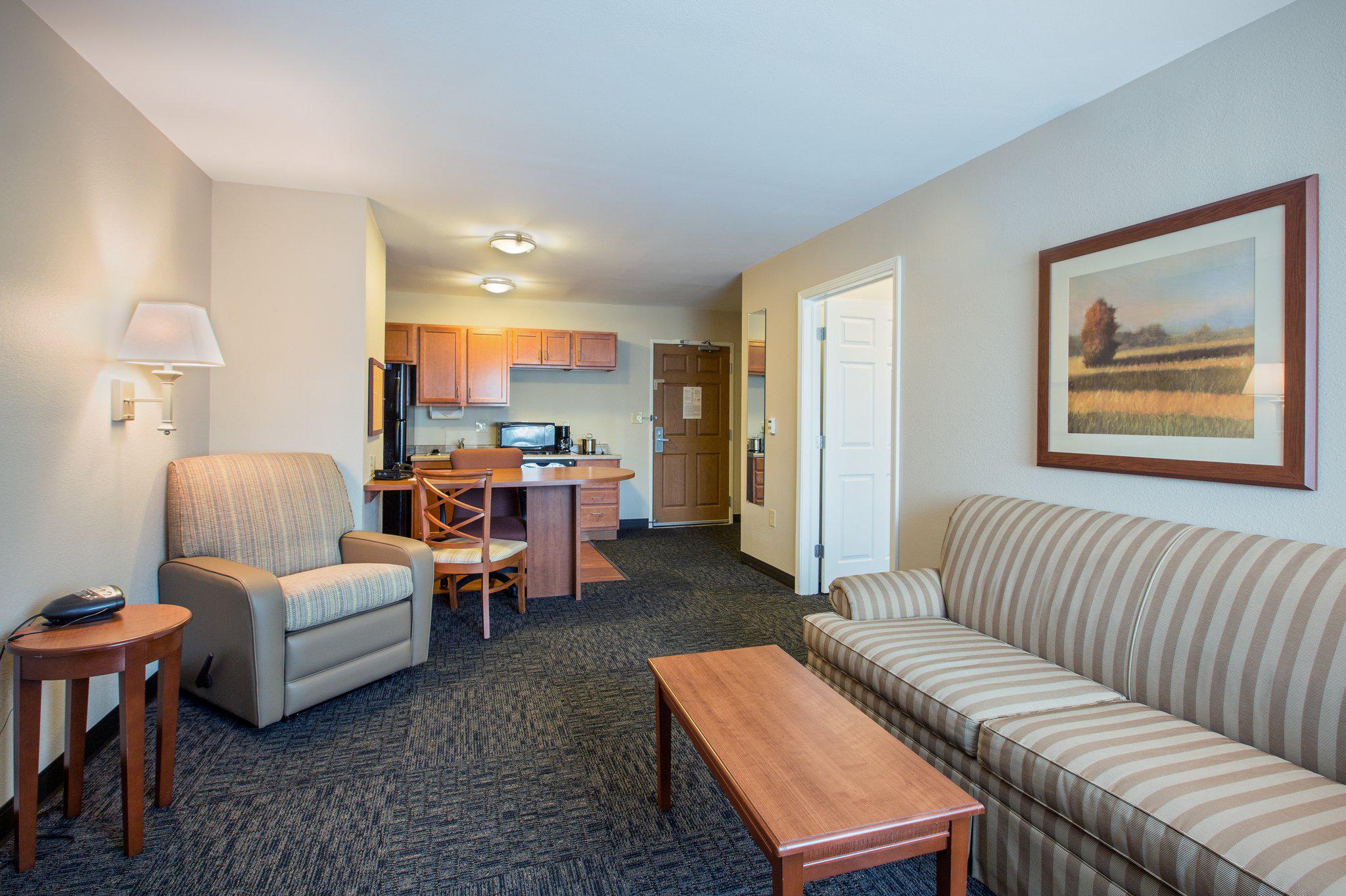 Candlewood Suites Indianapolis Northwest Photo