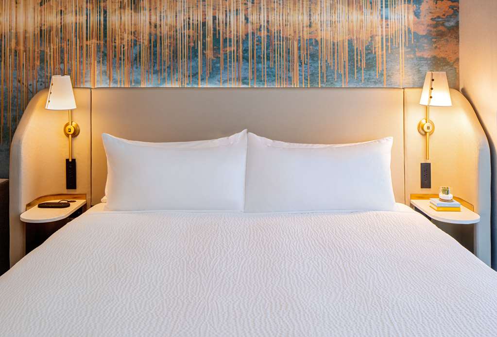 Tempo by Hilton Nashville Downtown Image