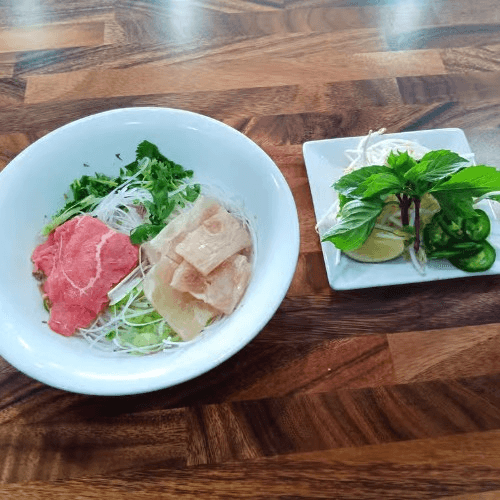 P10. Steak & tendon
