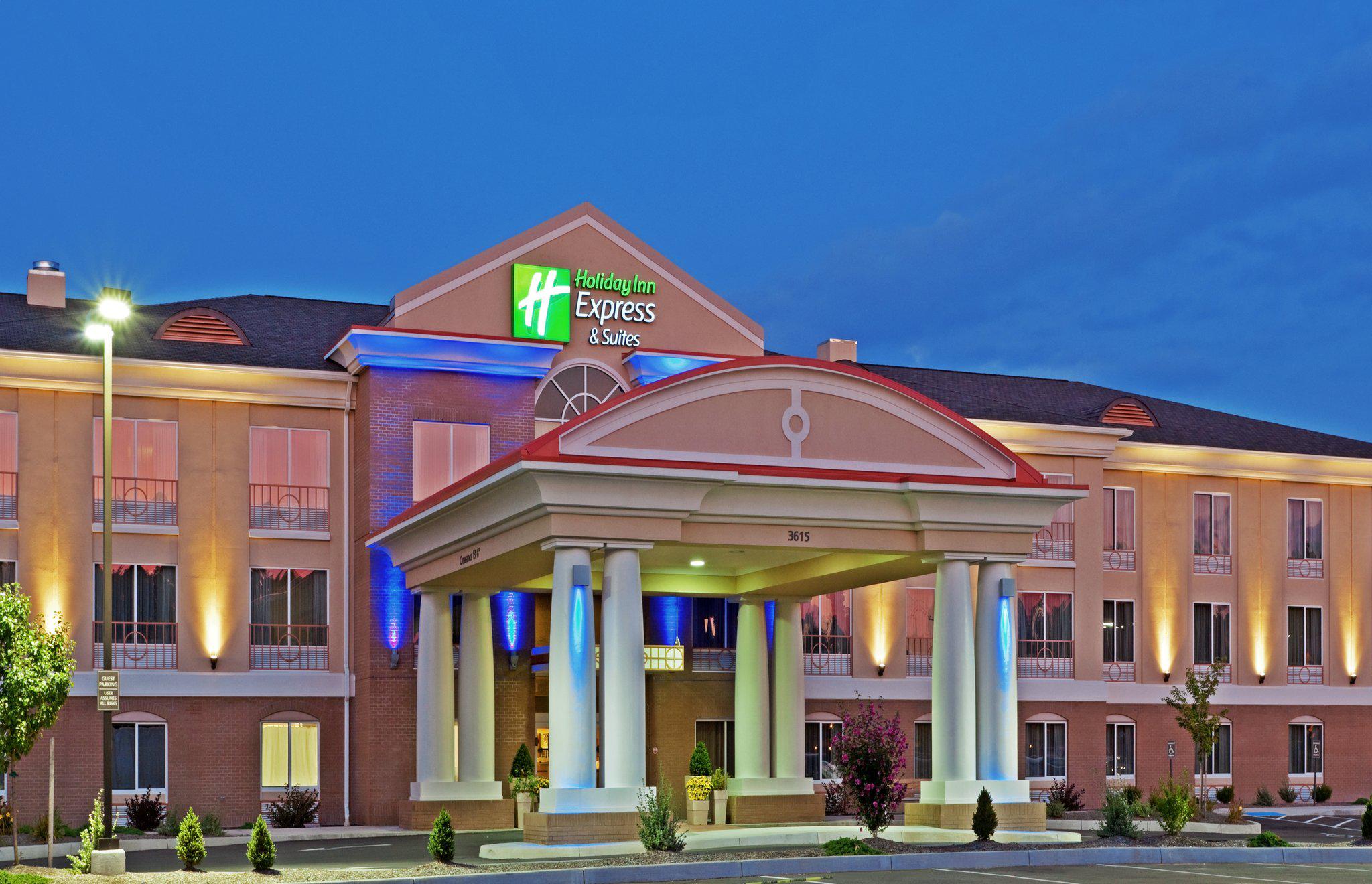 Holiday Inn Express & Suites Binghamton University-Vestal Photo