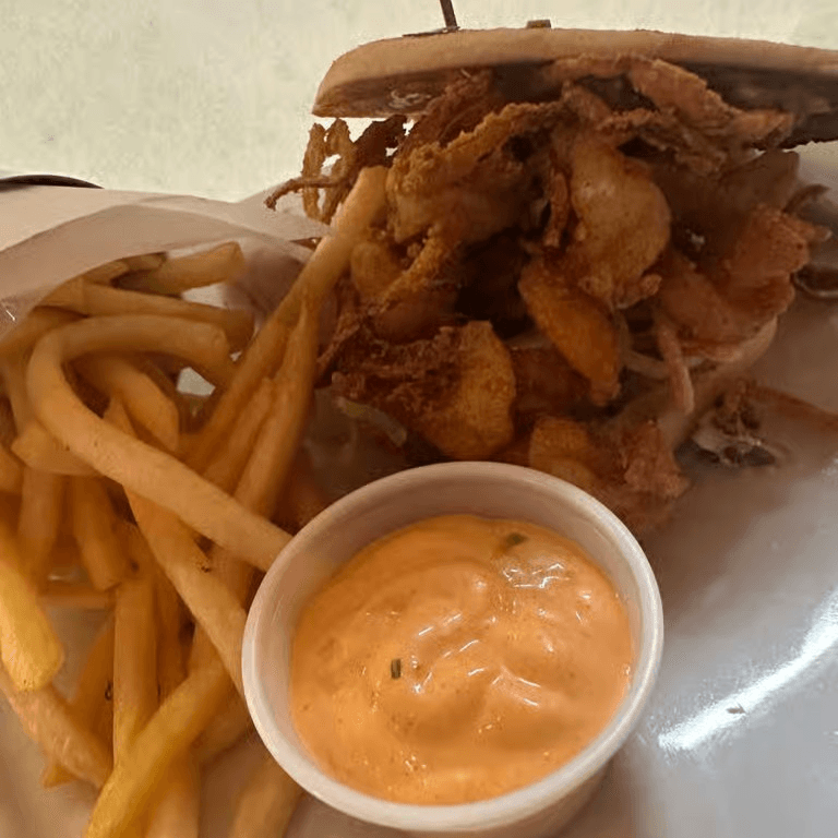 Shrimp po'boy sandwich