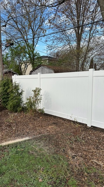Top Rail Fence Naperville Image