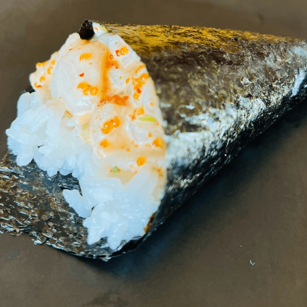 Spicy Scallop Handroll
