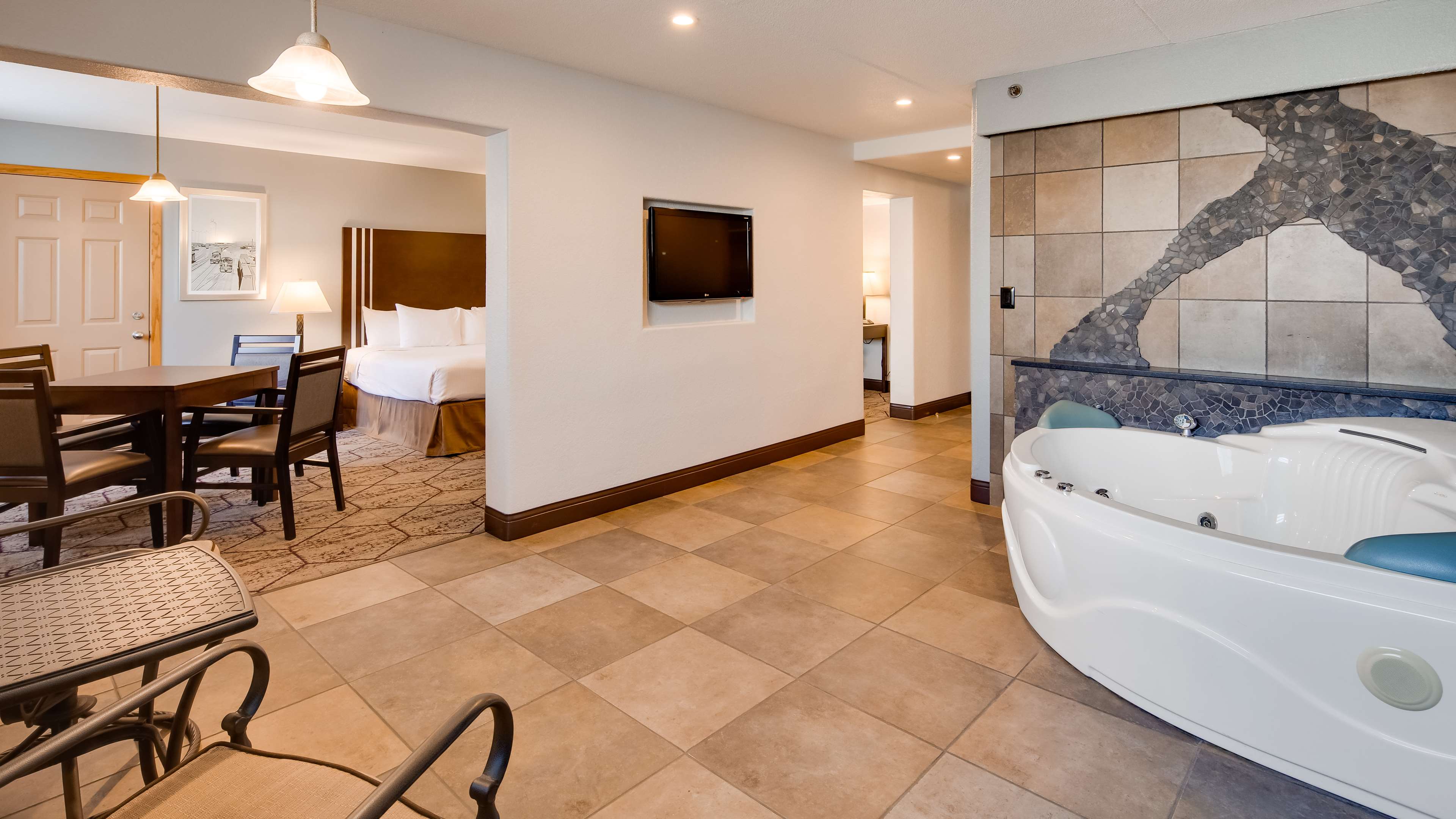 Whirlpool Suite