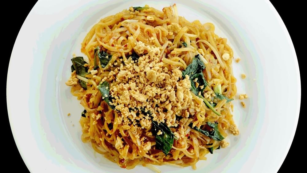 Spicy Basil Pad Thai