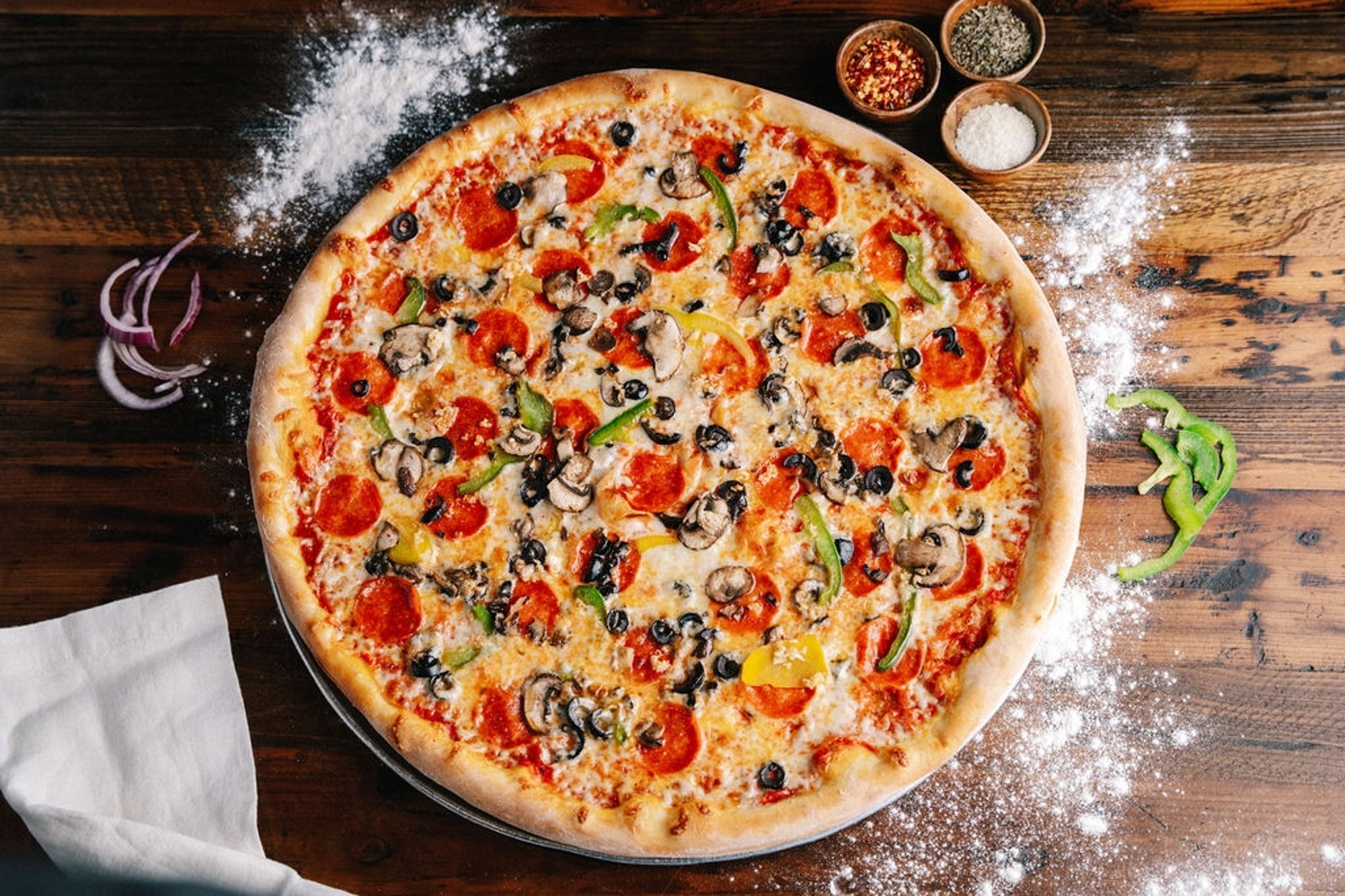 18" Combo Pizza