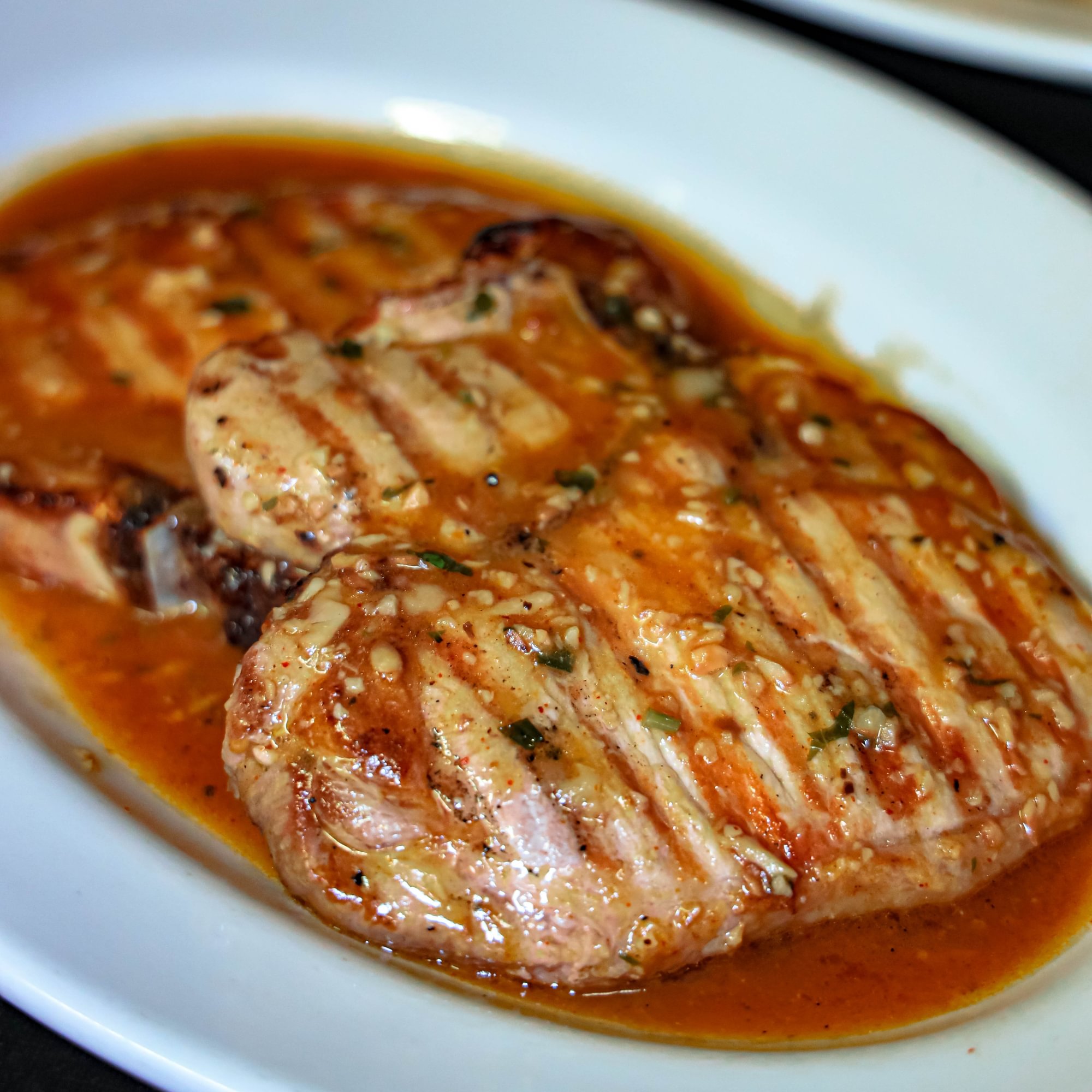 Pork Chops Garlic Sauce