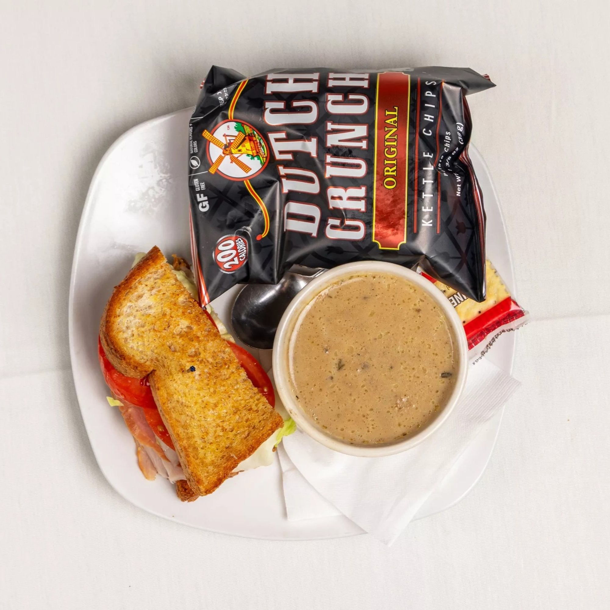 1/2 Deli Sandwich & Daily Soup