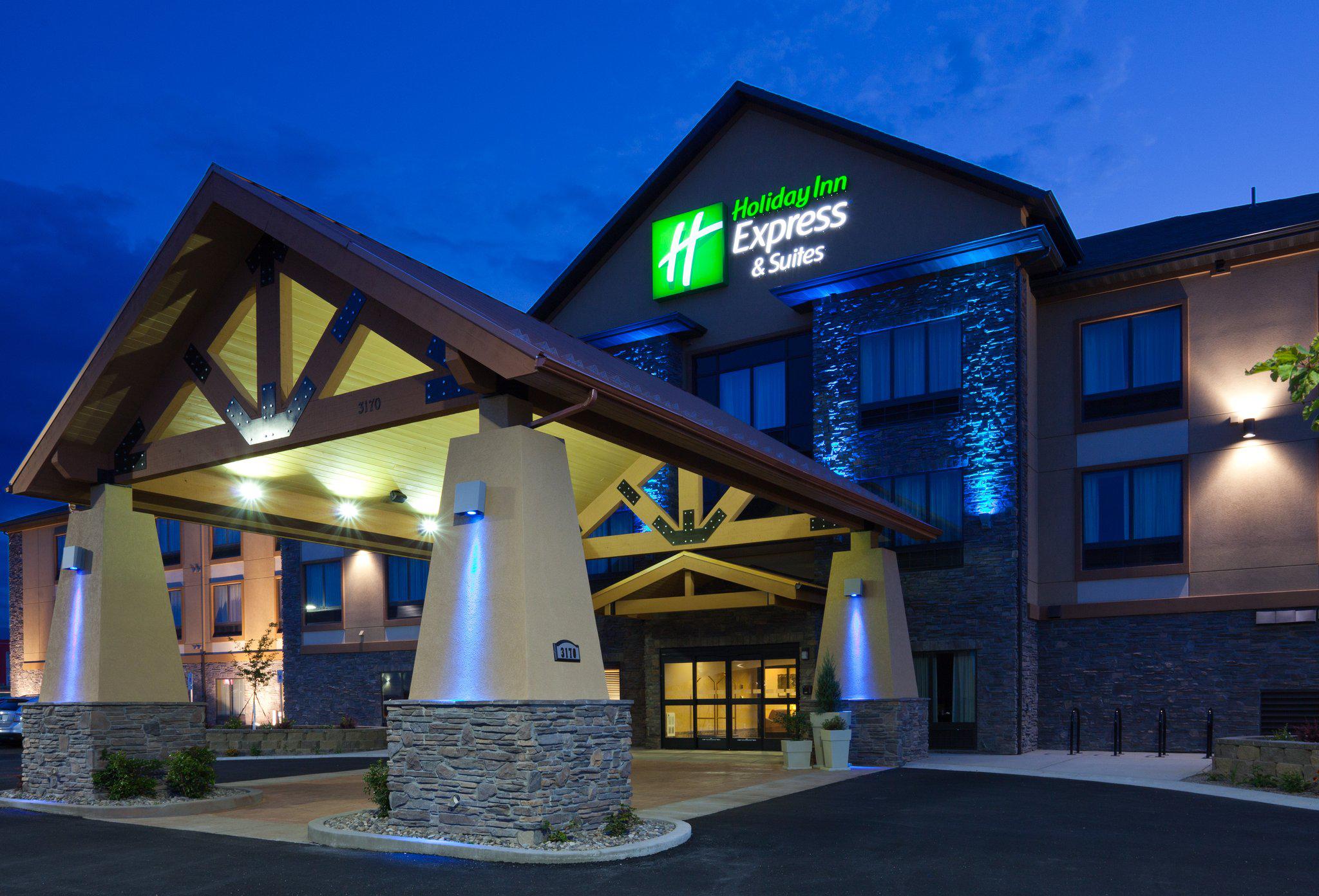 Holiday Inn Express & Suites Helena Photo