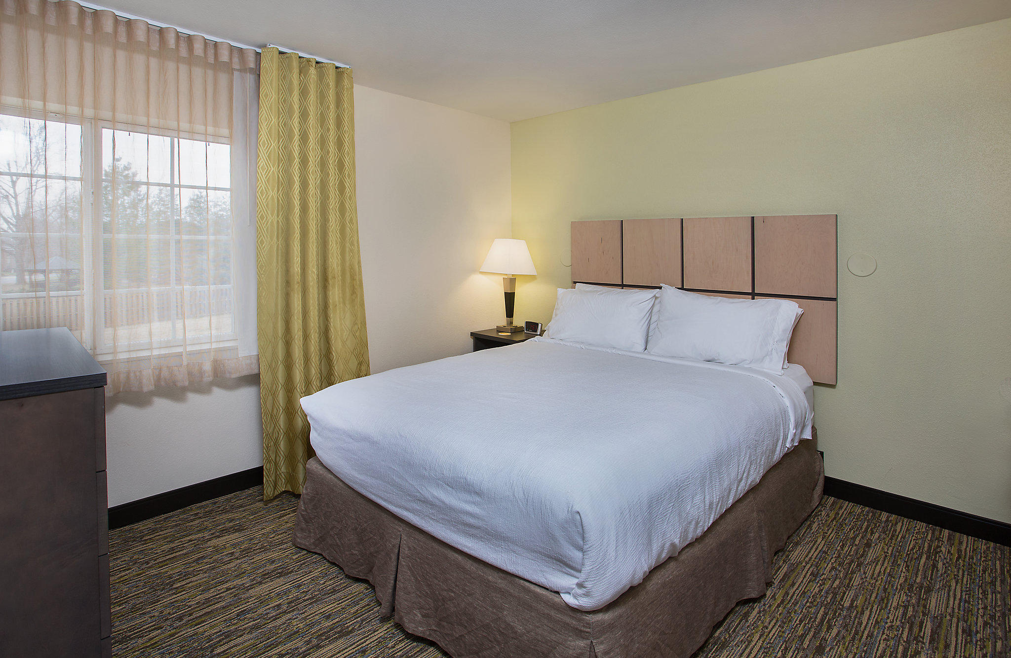 Candlewood Suites Bowling Green Photo