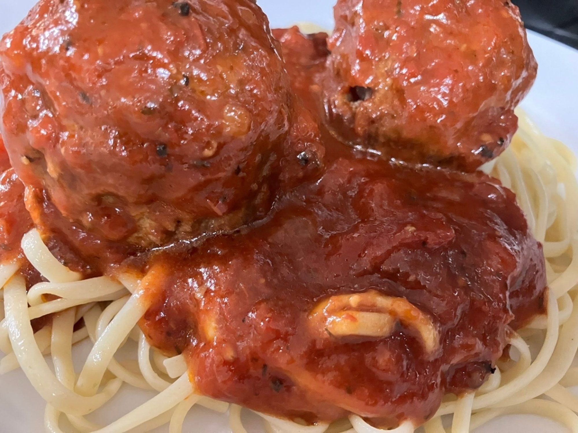 Pasta With Marinara & Meatballs