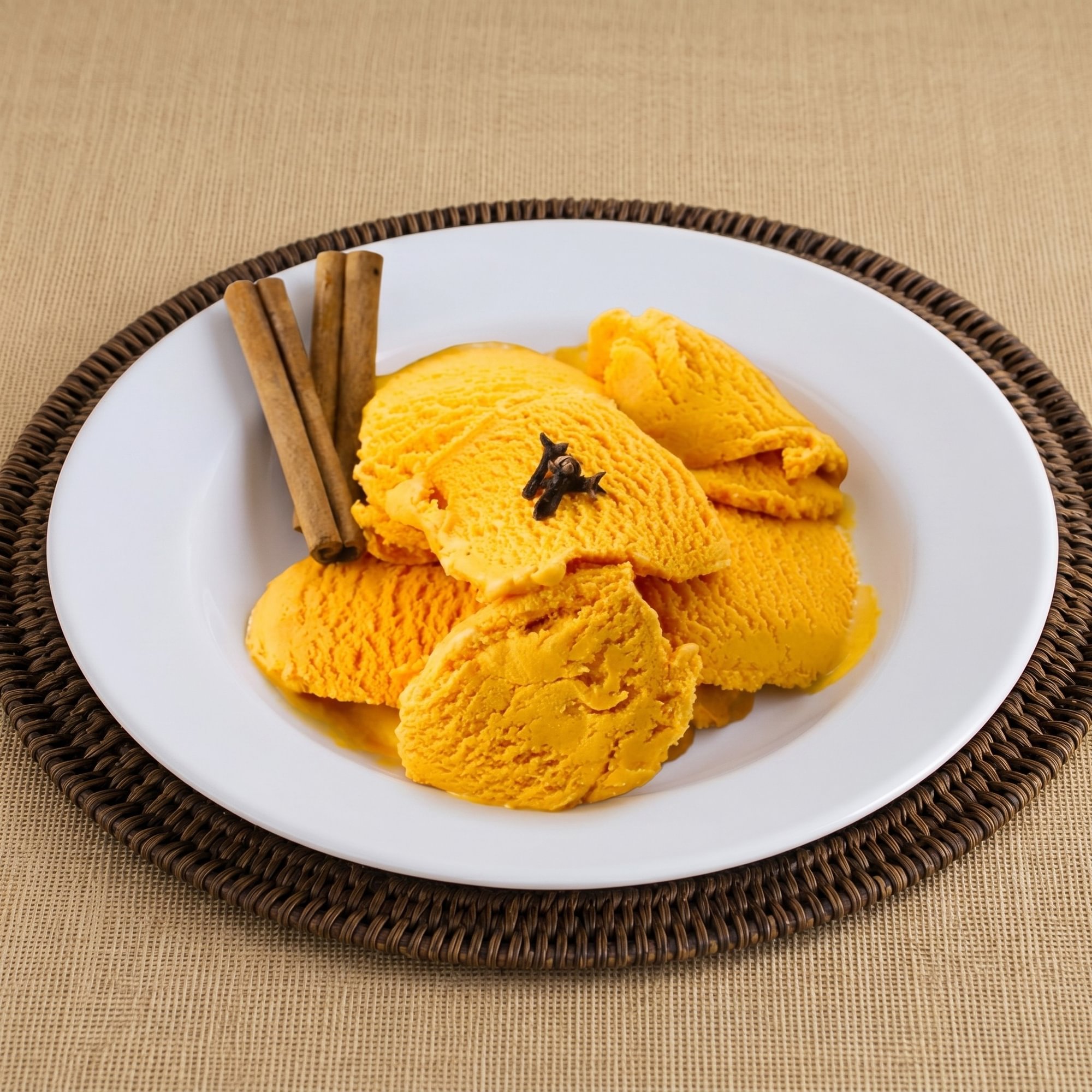 Helado De Lucuma Peruvian Fruit