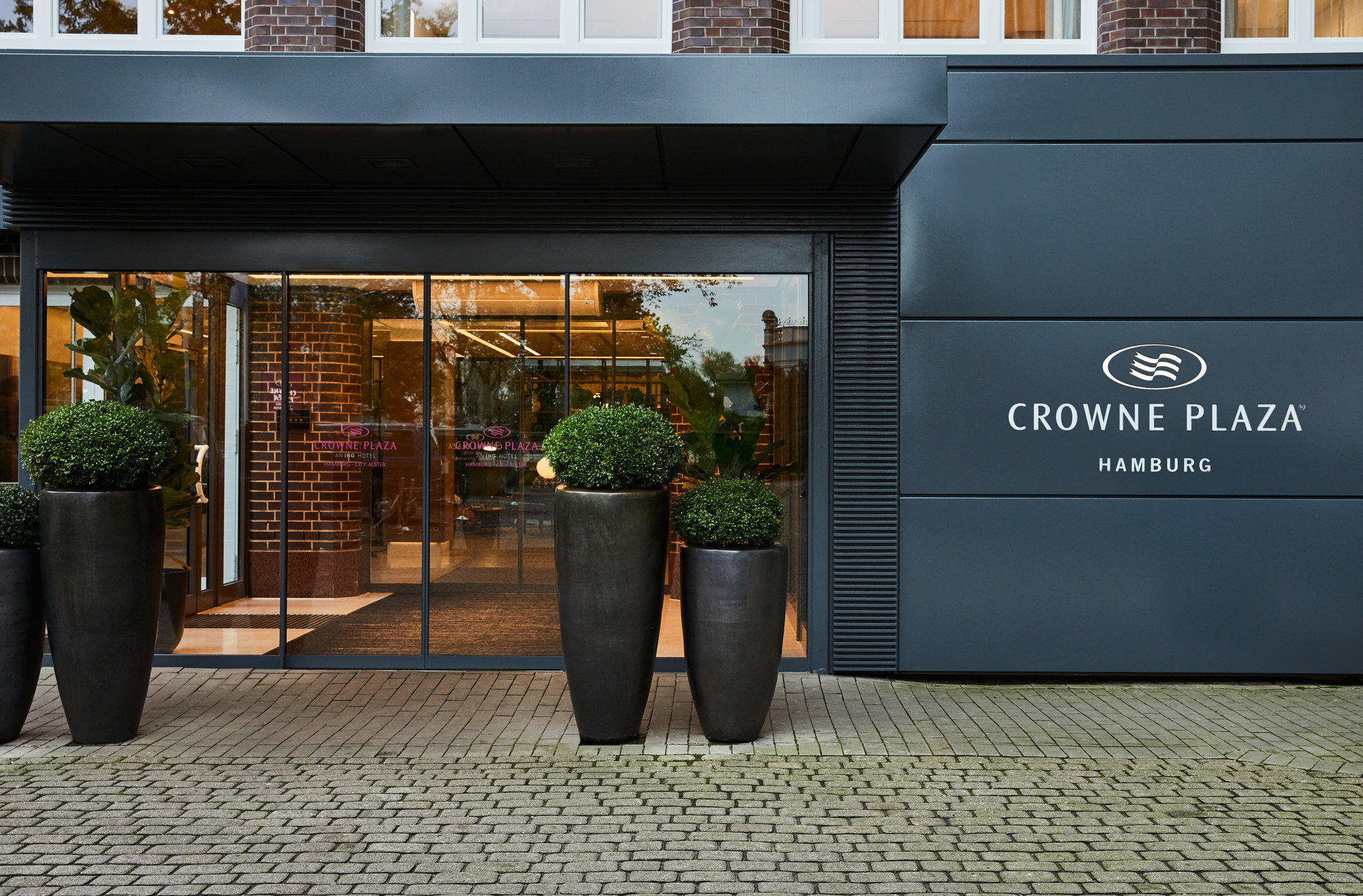 Crowne Plaza Hamburg - City Alster, an IHG Hotel, Graumannsweg 10 in Hamburg