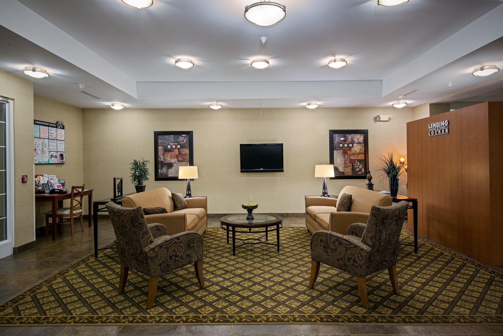 Candlewood Suites Indianapolis Northwest Photo