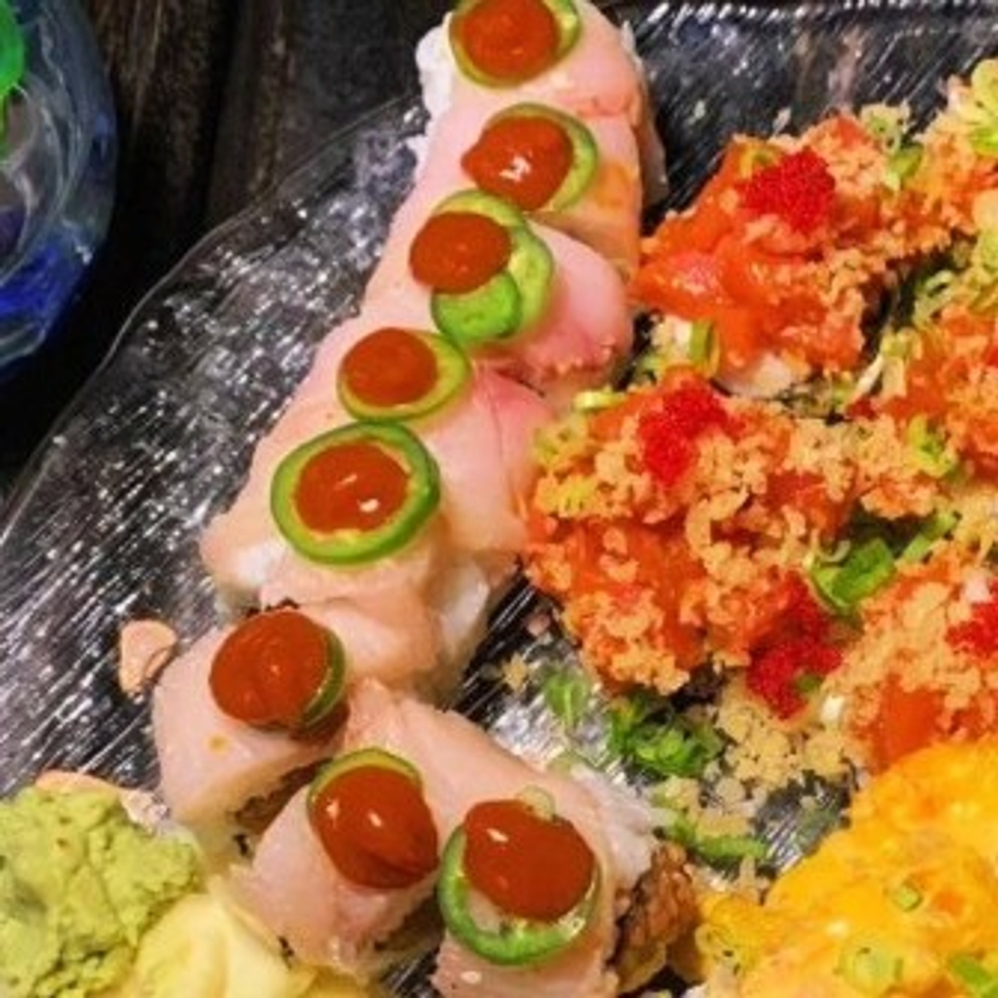 Hot Twister Roll