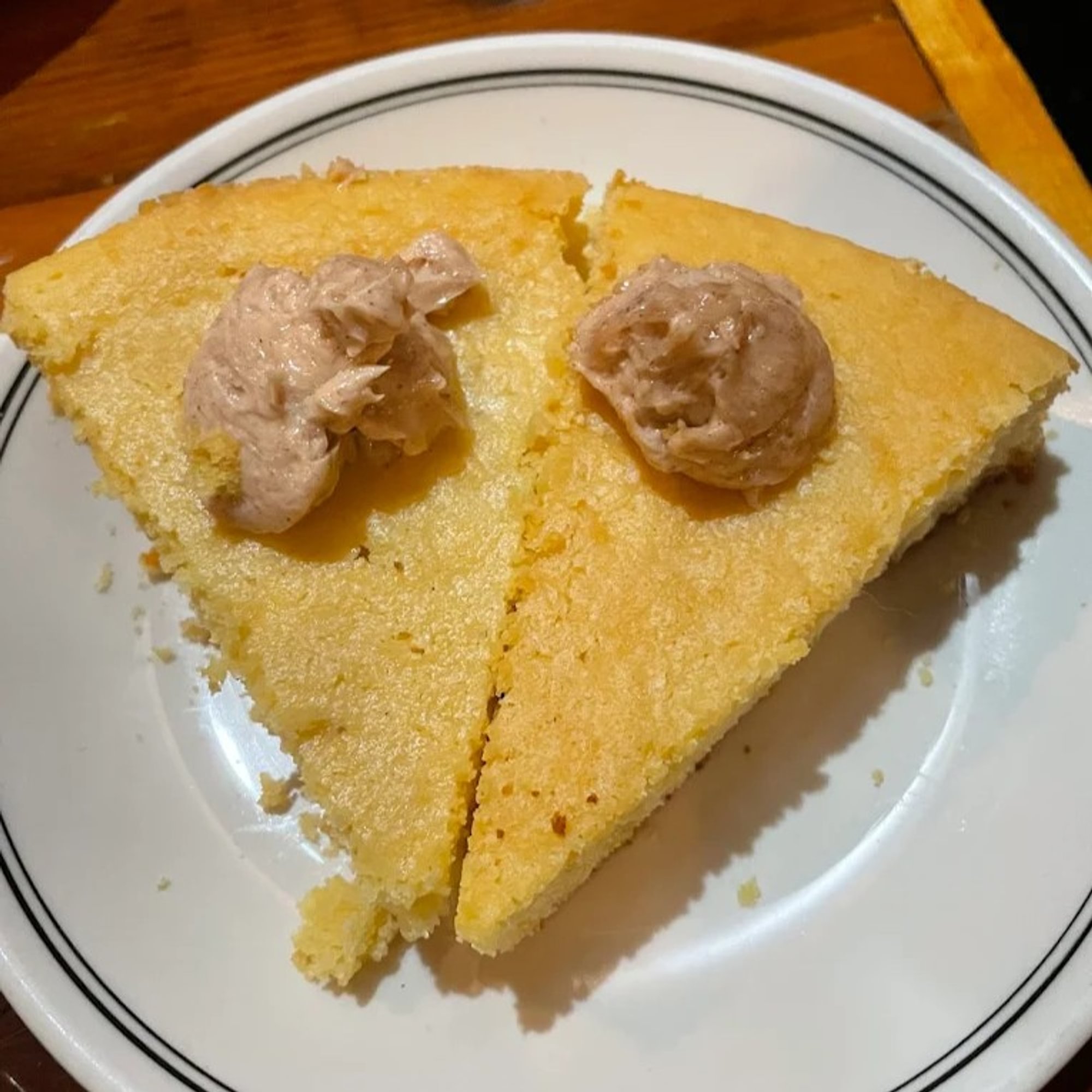 Cornbread with Cinnamon Honey Butter