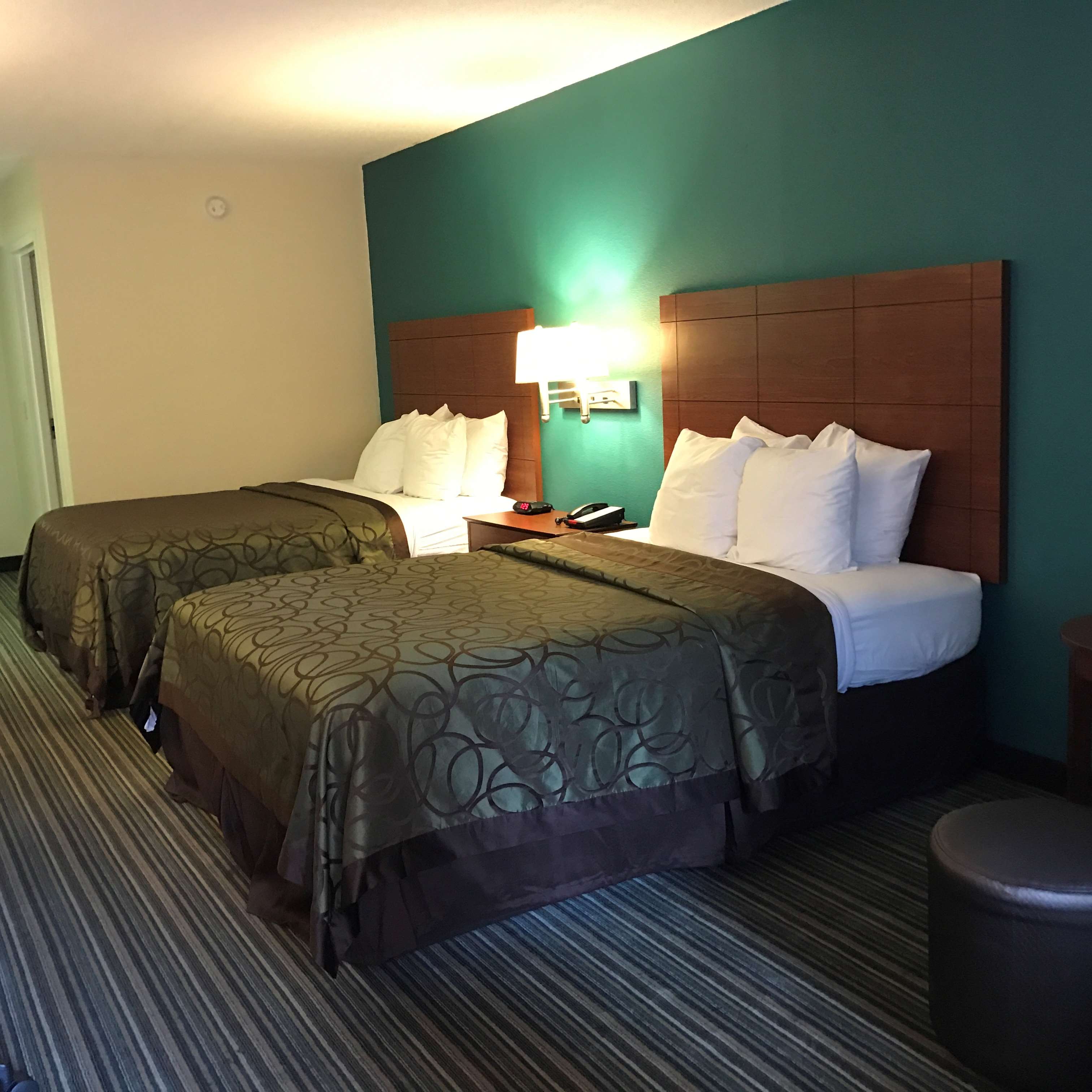 Best Western Tallahassee-Downtown Inn & Suites Photo