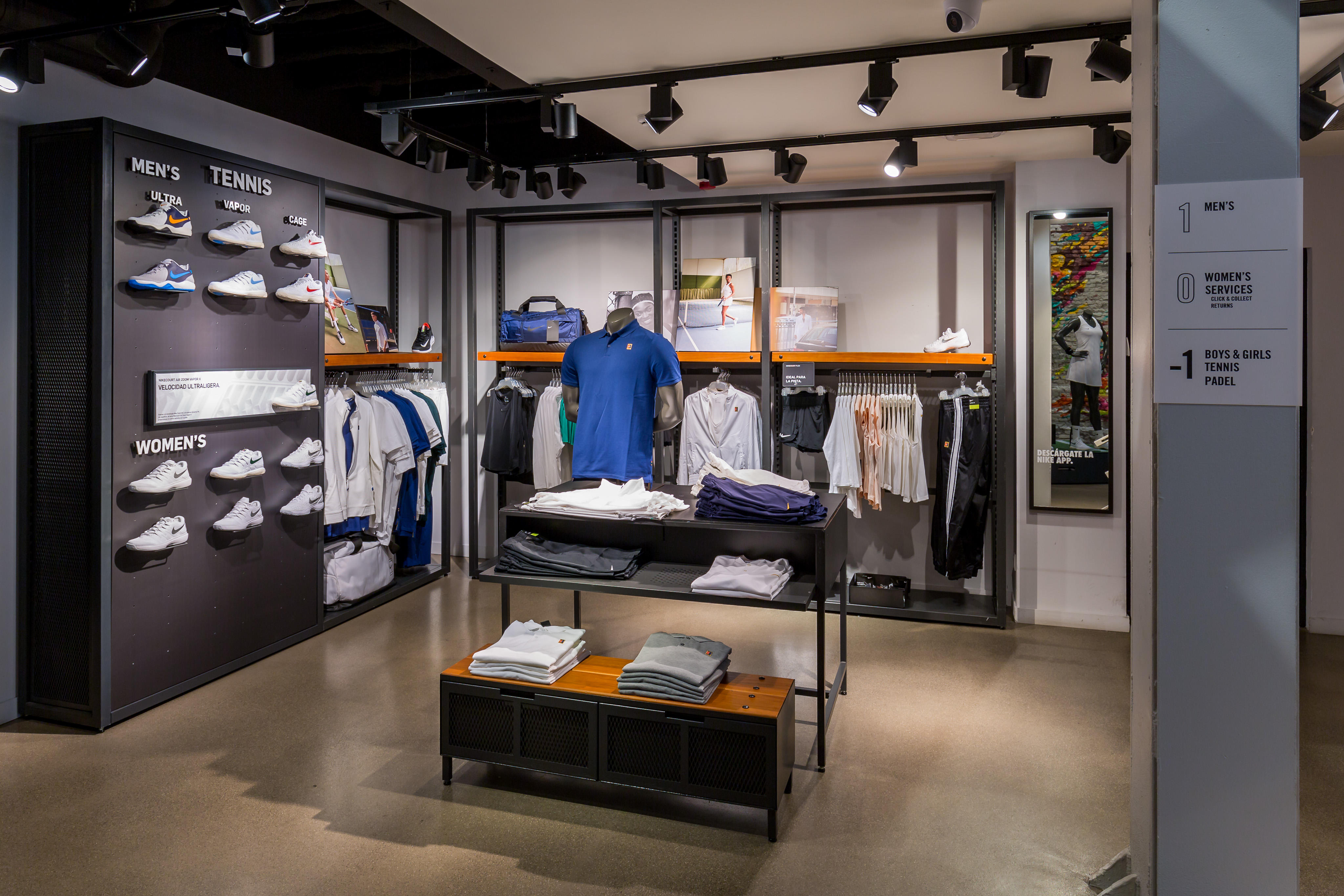 Images Nike Store Serrano
