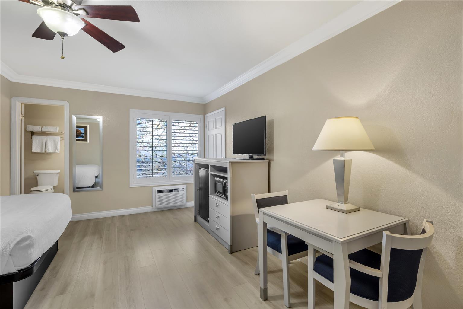 Best Western Tradewinds Image