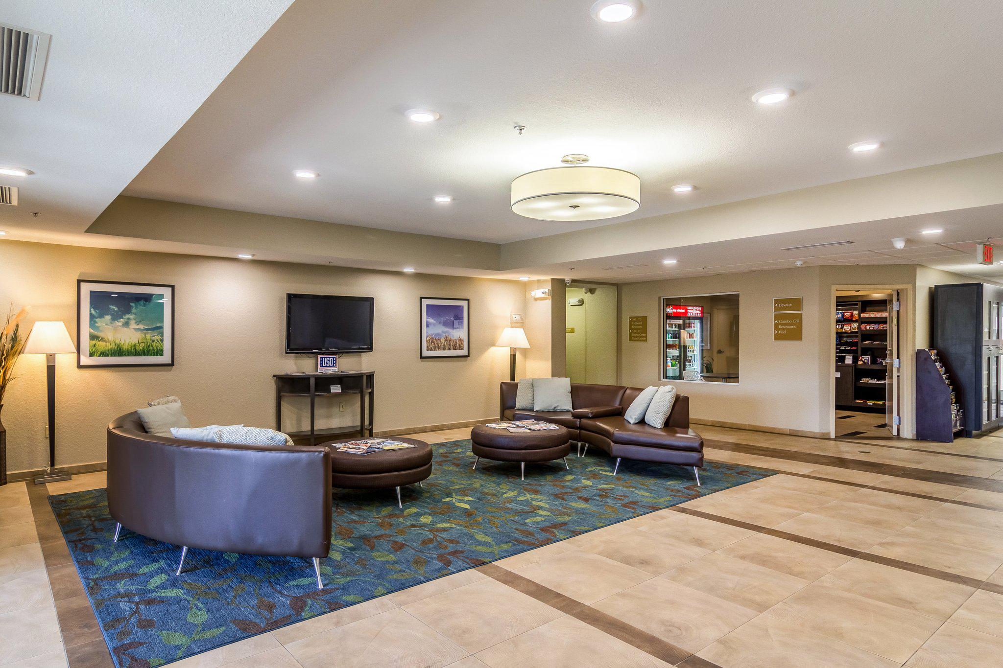 Candlewood Suites Jacksonville East Merril Road Photo