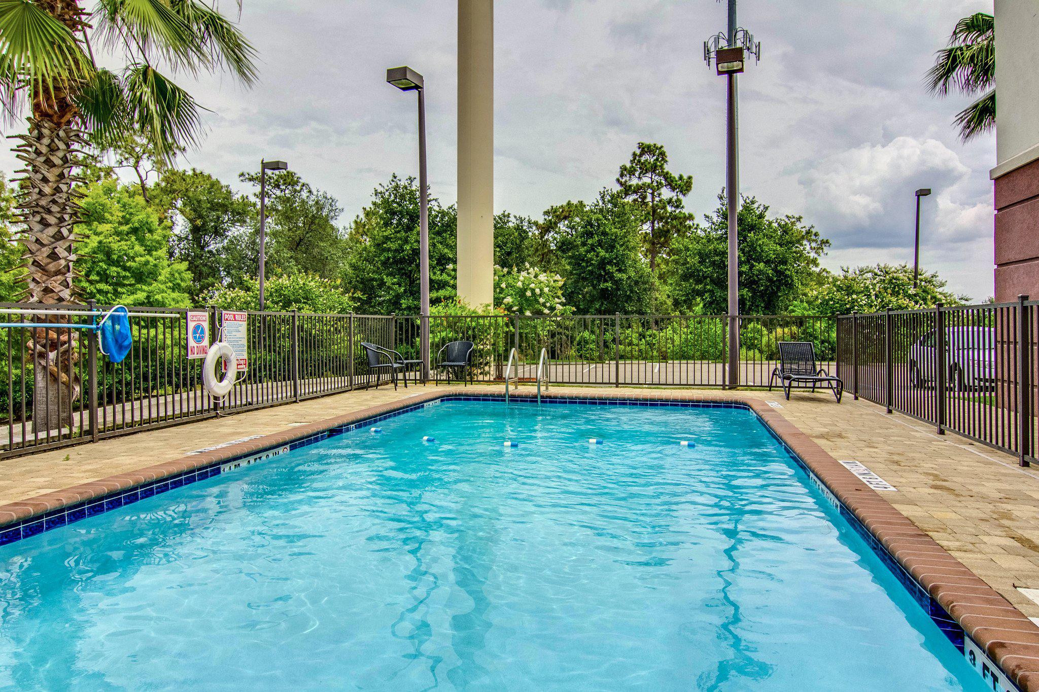 Candlewood Suites Jacksonville East Merril Road Photo