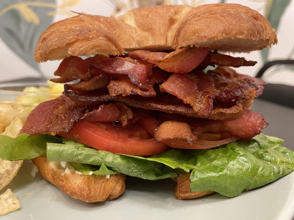 Croissant BLT