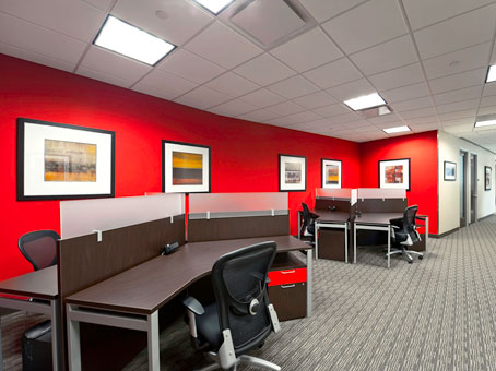 Regus - Illinois, Lake Forest - Landmark Conway Farms Photo