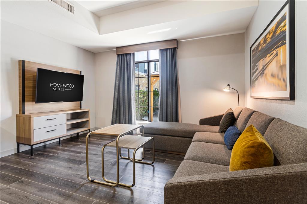 Homewood Suites by Hilton Beaumont, TX Image