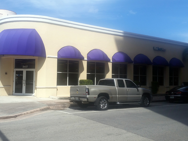 Images FedEx Office Print & Ship Center