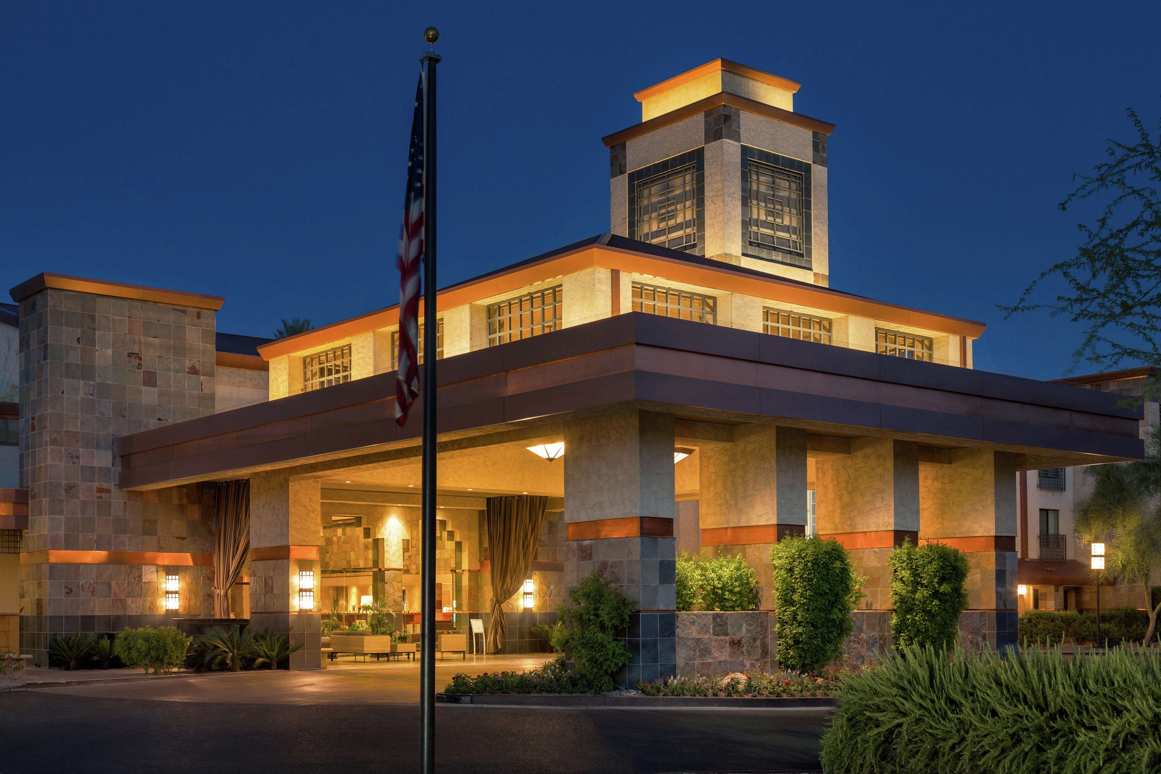 Hilton Scottsdale Resort & Villas Photo