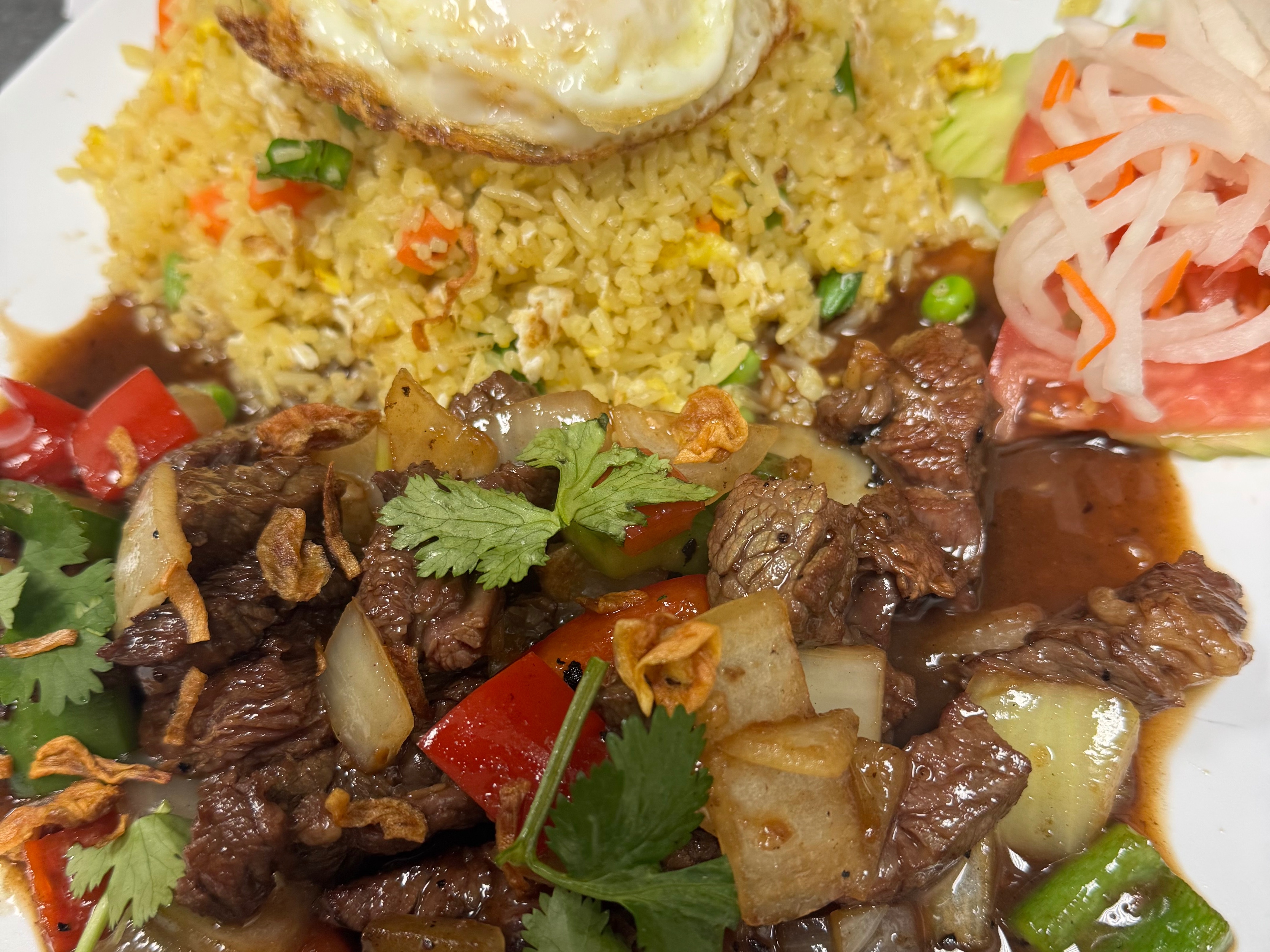 C5. Shaking Beef Ribeye (Com Bo Luc Lac)