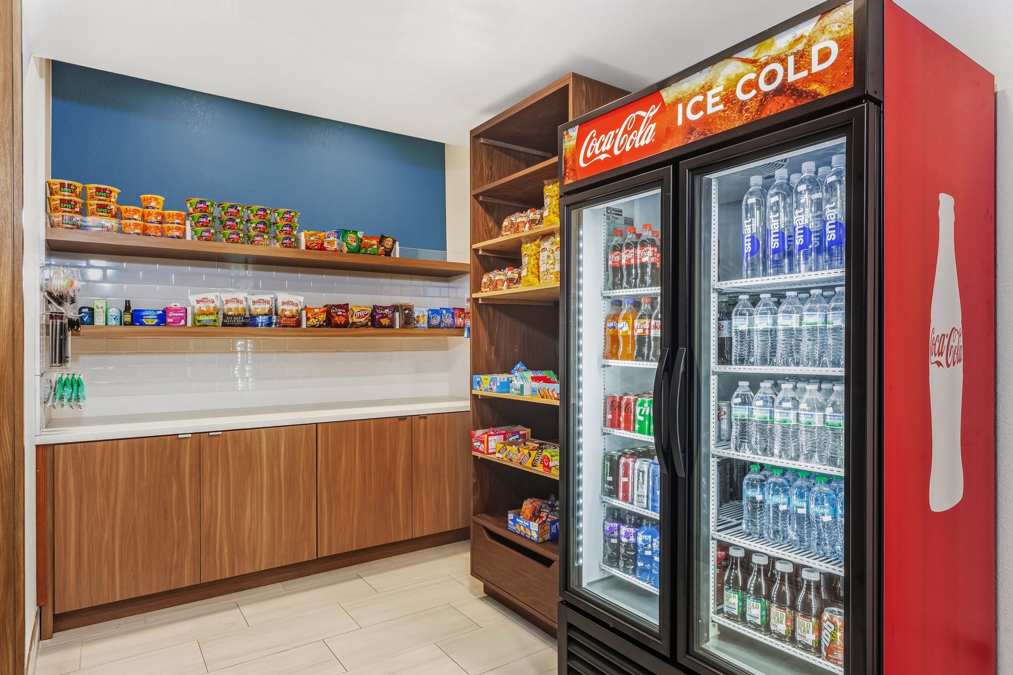 Holiday Inn Express & Suites Bloomington - Normal by IHG Image