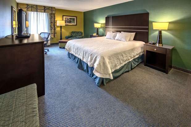 Images Hampton Inn Greensburg