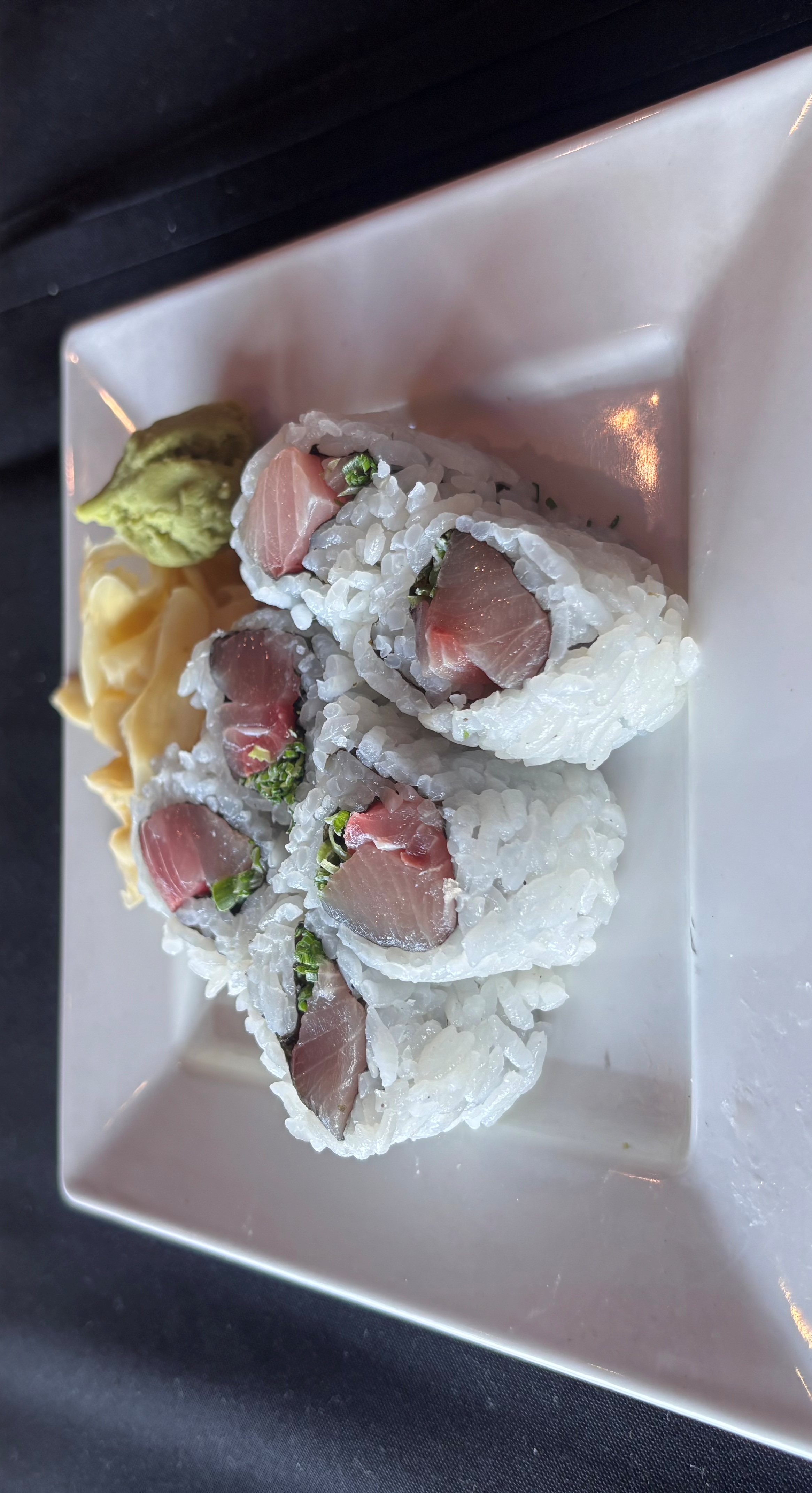 Yellowtail Roll