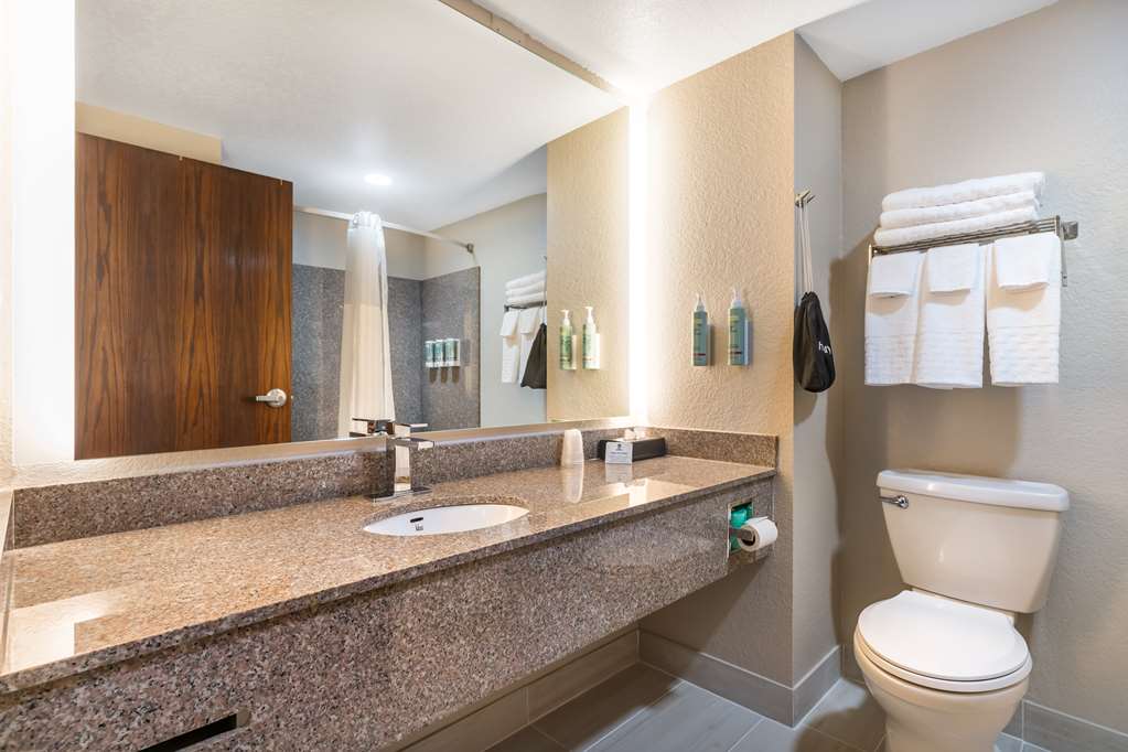 Best Western Prime Inn & Suites Image