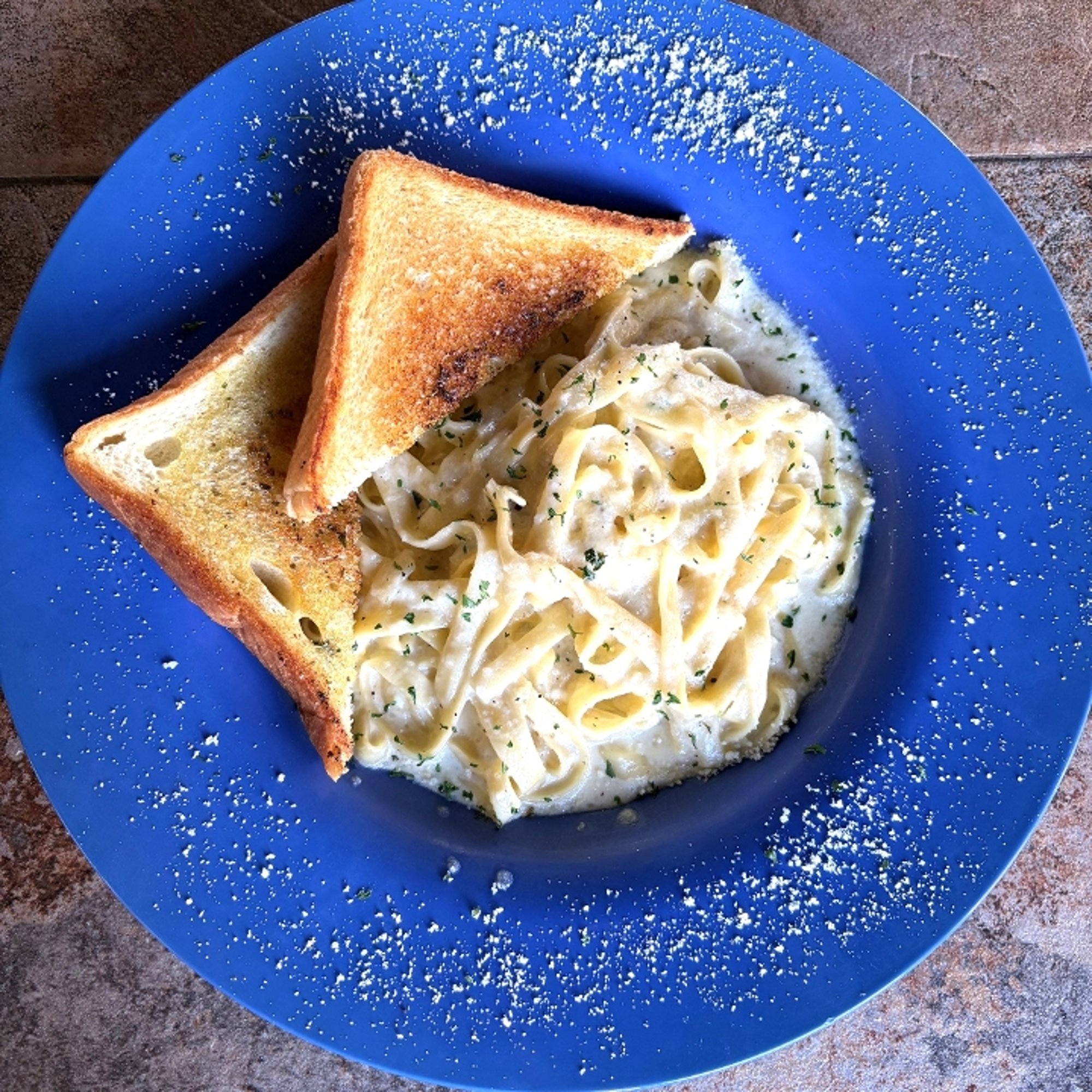 FETTUCINI ALFREDO