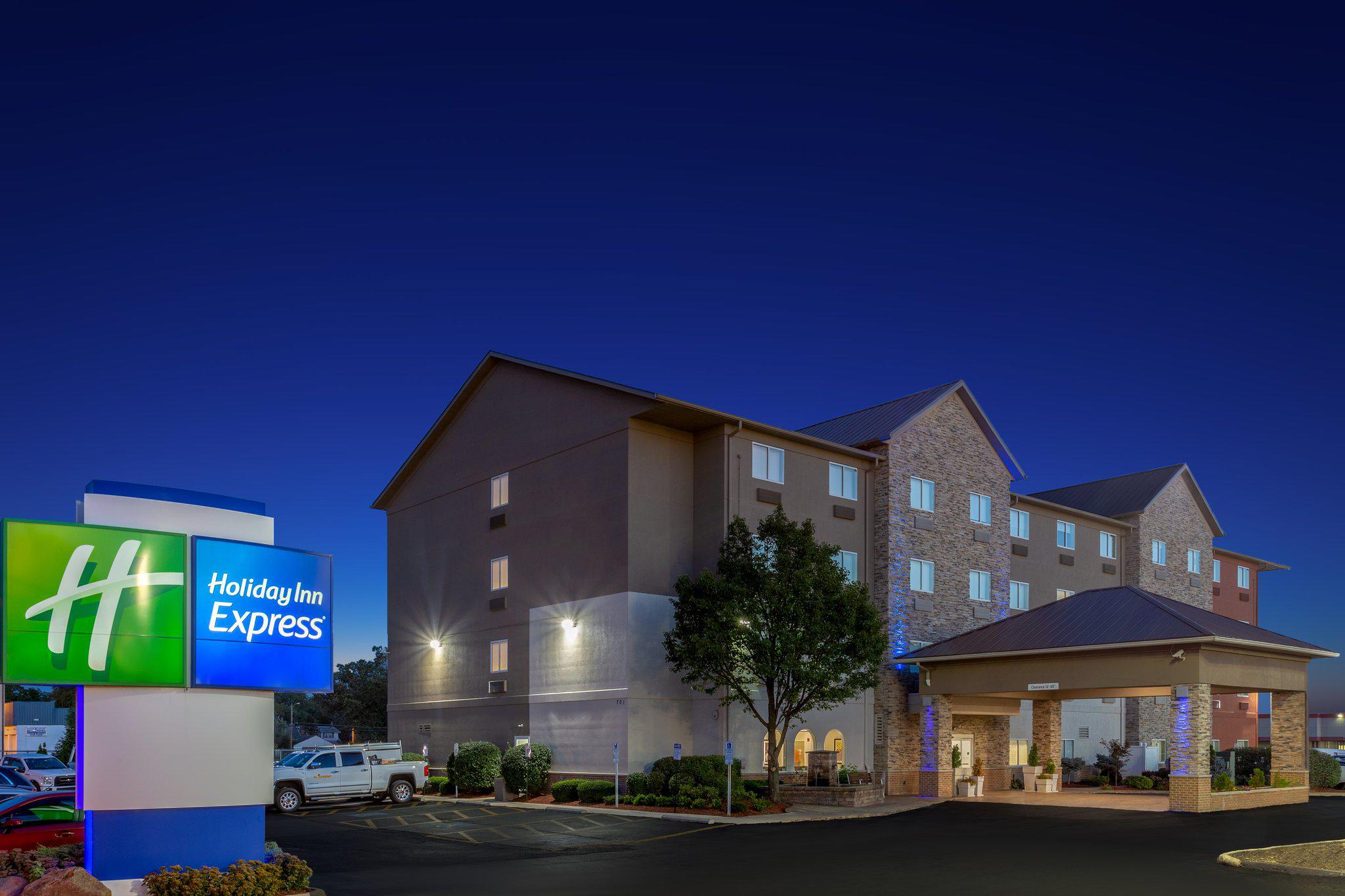 Holiday Inn Express Columbus - Ohio Expo Center Photo