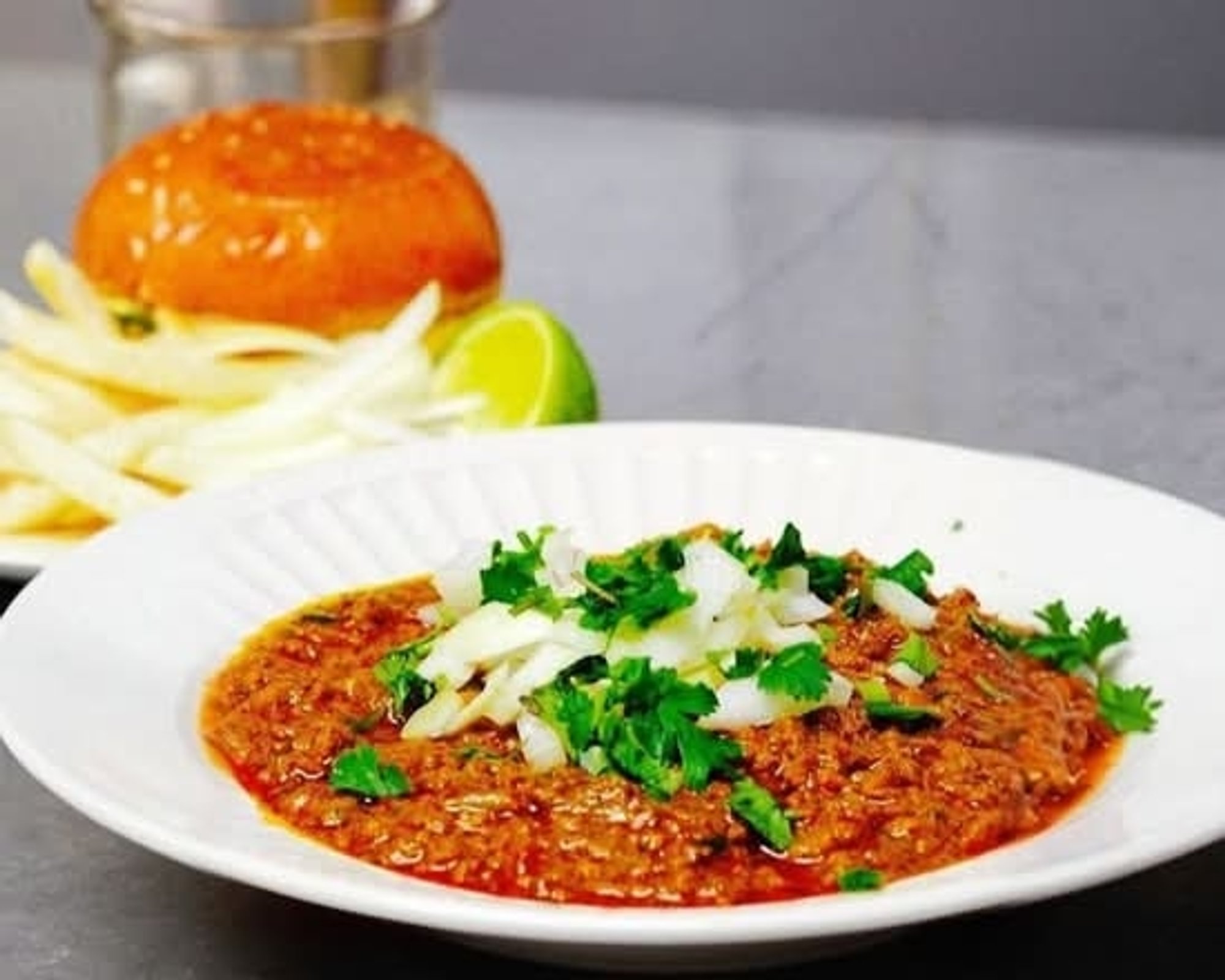Keema Pav (Chicken)