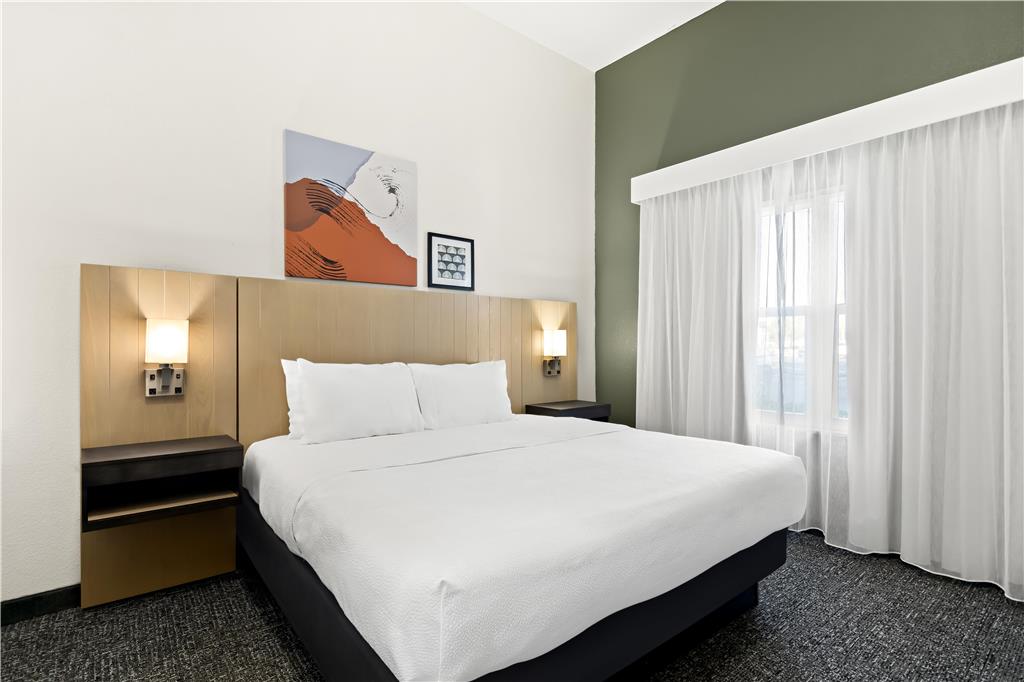 Spark by Hilton Panama City Beach Image