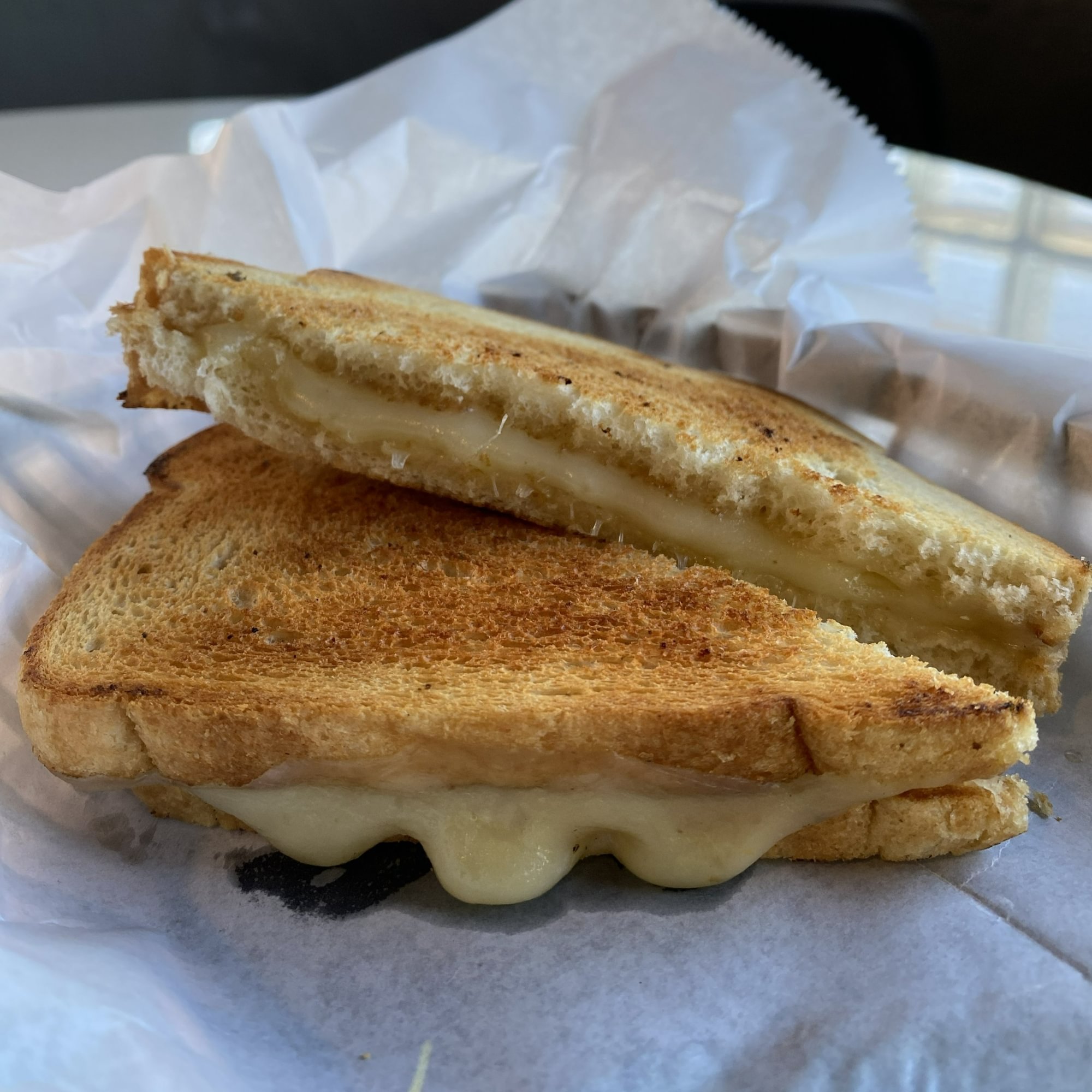 KIDS GRILLED CHEESE