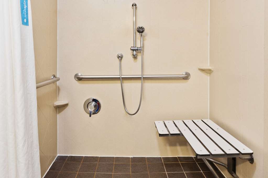 Hampton Inn & Suites Phenix City- Columbus Area Image