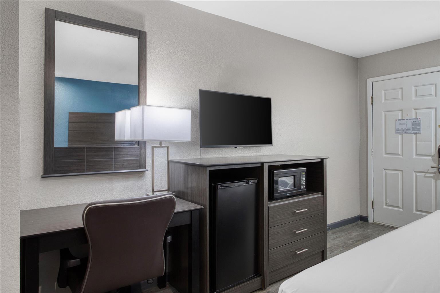 SureStay by Best Western Spring North Houston Image