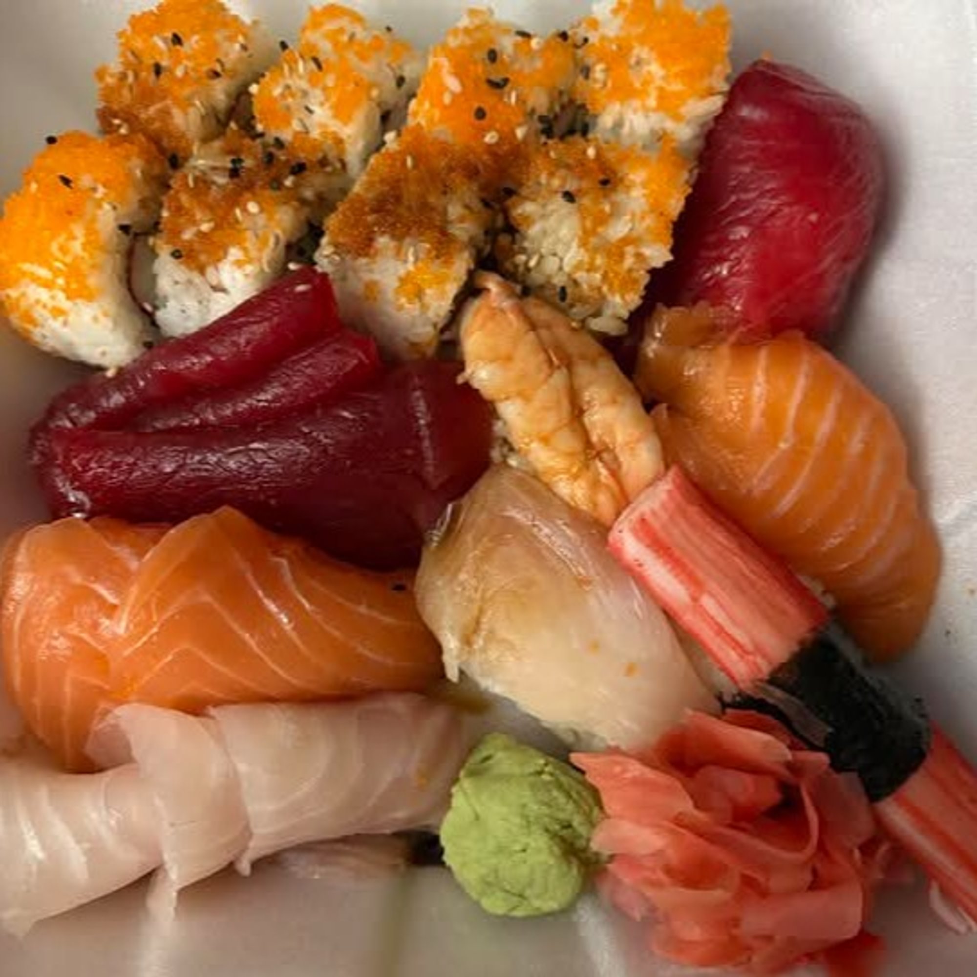 Sushi & Sashimi Dinner - (Sushi)