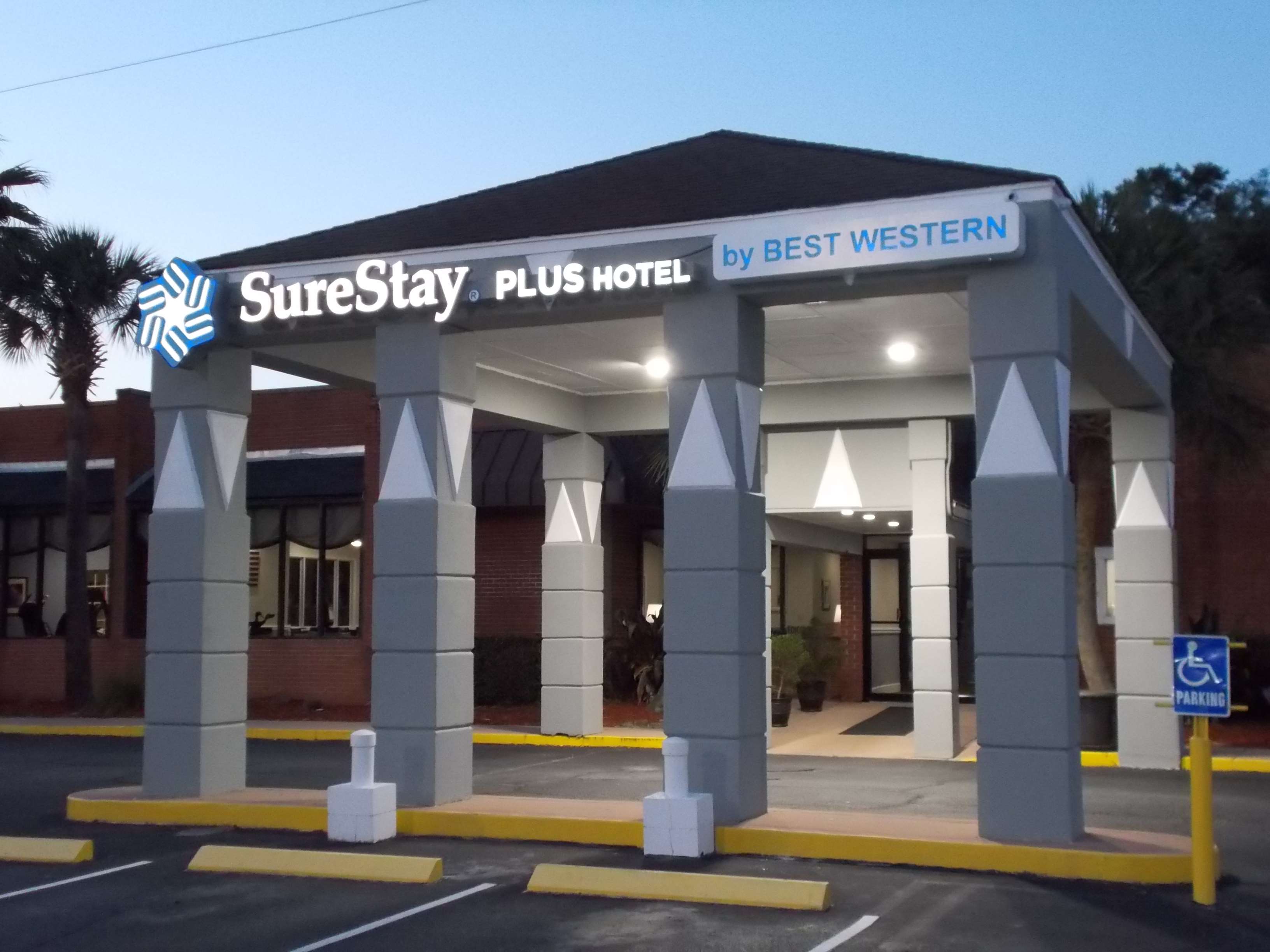 SureStay Plus Hotel By Best Western St Marys Cumberland, 2710 Osborne Rd, St. Marys, GA, Hotels SureStay Plus Hotel By Best Western St Marys Cumberland, 2710 Osborne Rd, St. Marys, GA, Hotels